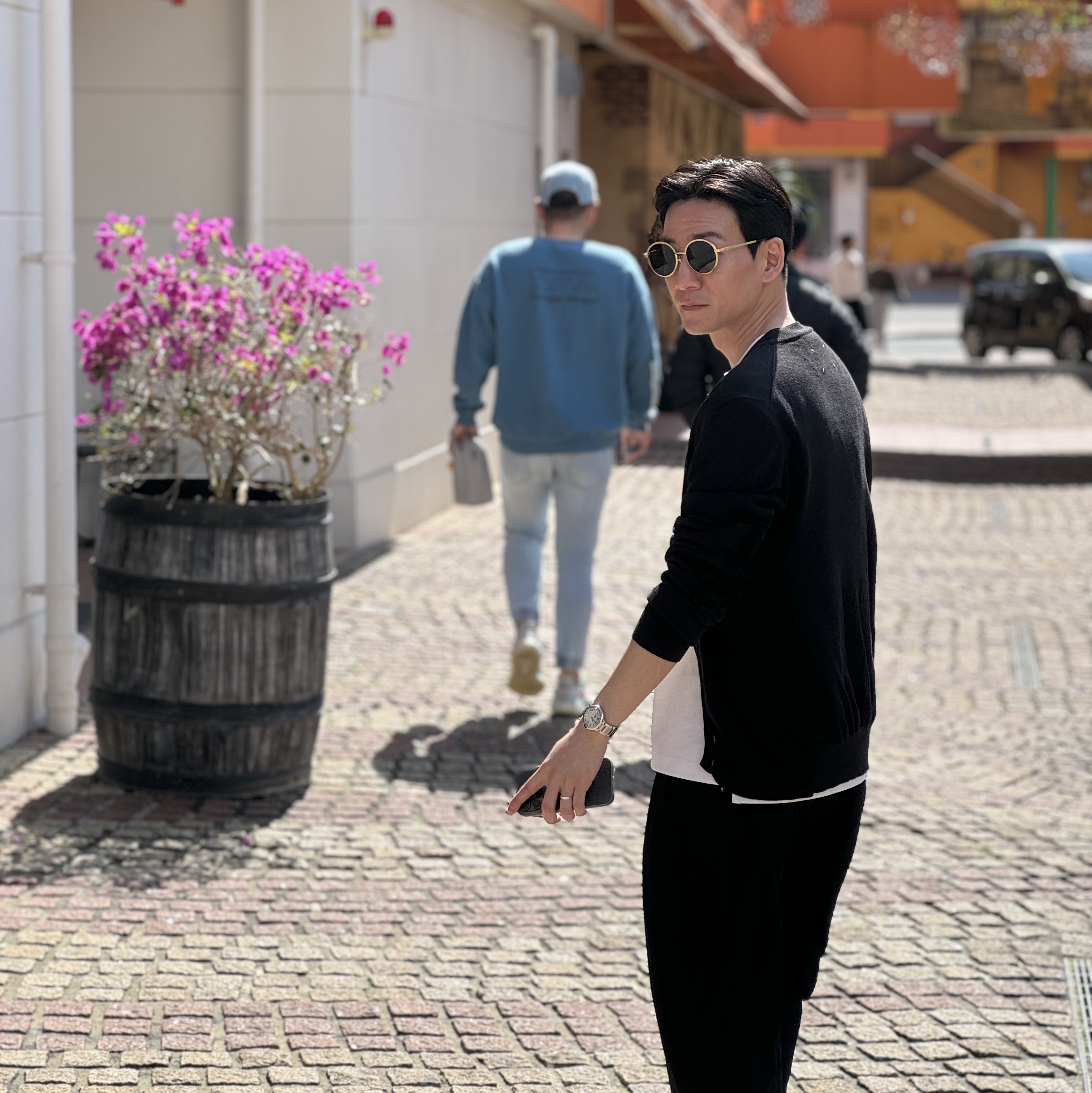 (W) Maison Margiela Wool Cardigan Black, Homme Plisse Issey Miyake Basics Pants Black 착용 스타일 - 1