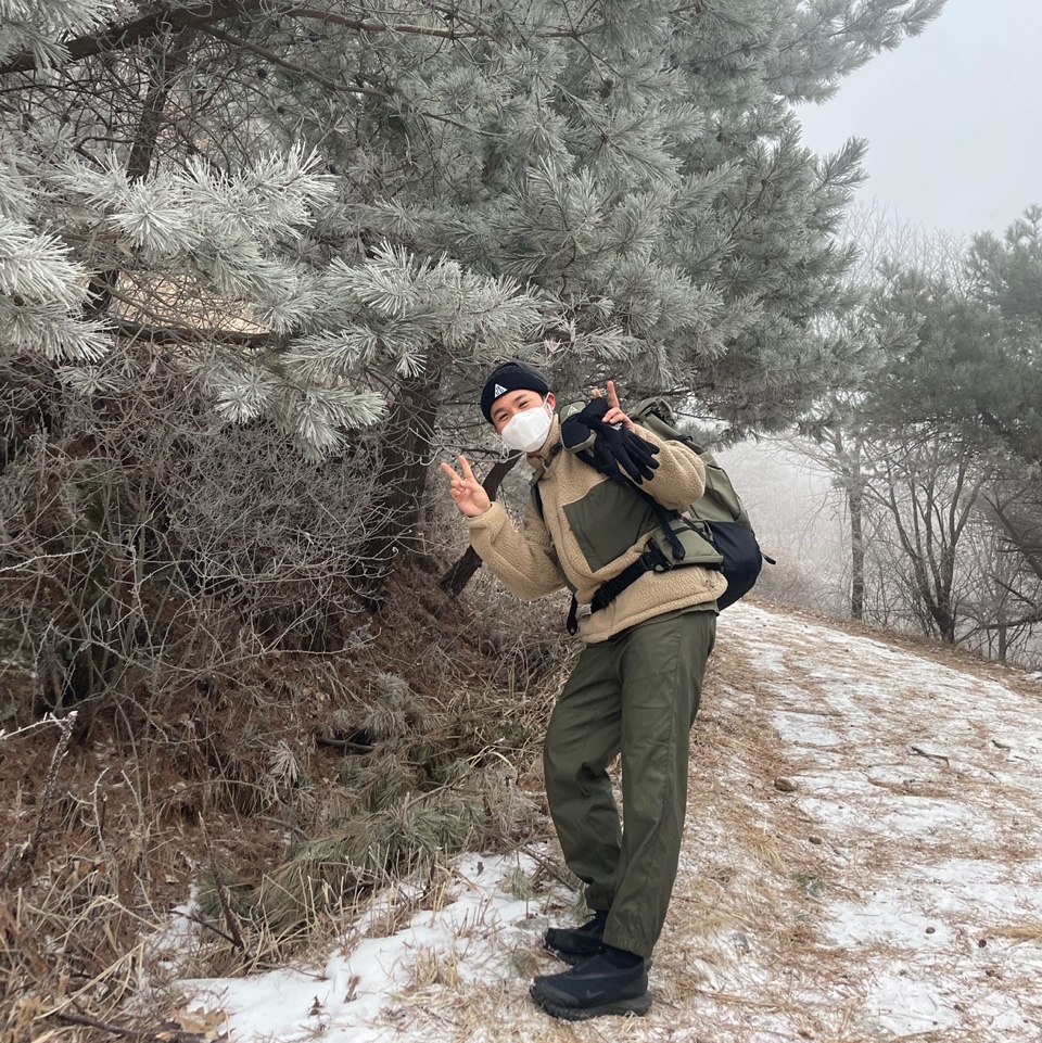 Nike ACG Mountain Fly Gore-Tex Black and Dark Grey, Nike ACG Beanie 3In1 Black White 착용 스타일 - 1