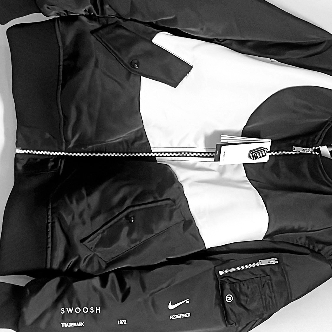 Nike NSW Swoosh Therma-Fit Bomber Black - Asia 착용 스타일
