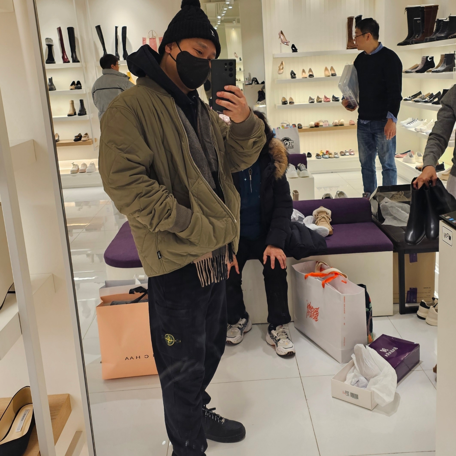 Stussy 8 Ball Quilted Liner Jacket Olive, Moncler Cotton Beanie Black - 25SS 착용 스타일 - 2