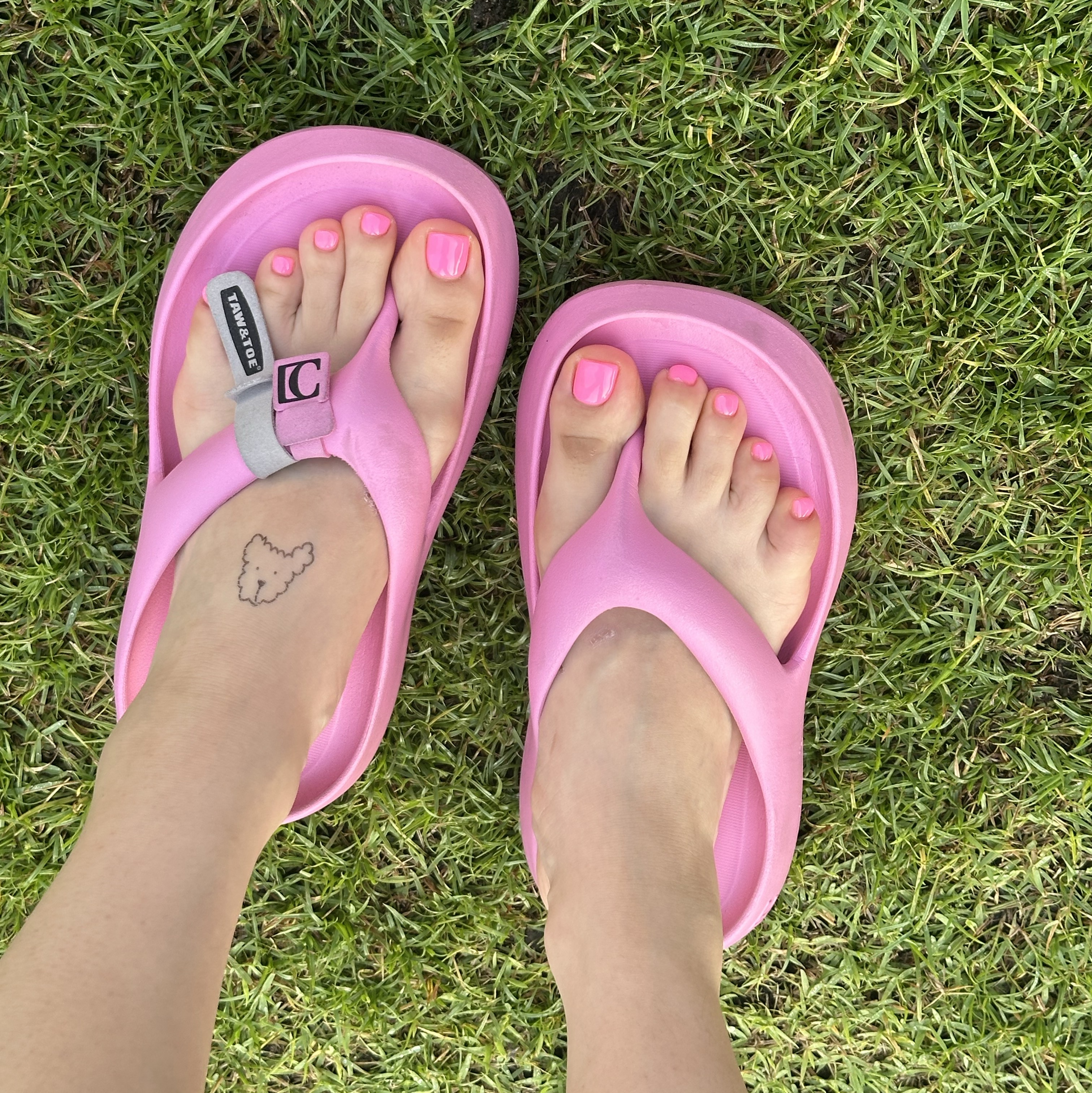 Taw&Toe x Low Classic Platform Flip Flop Pink 착용 스타일