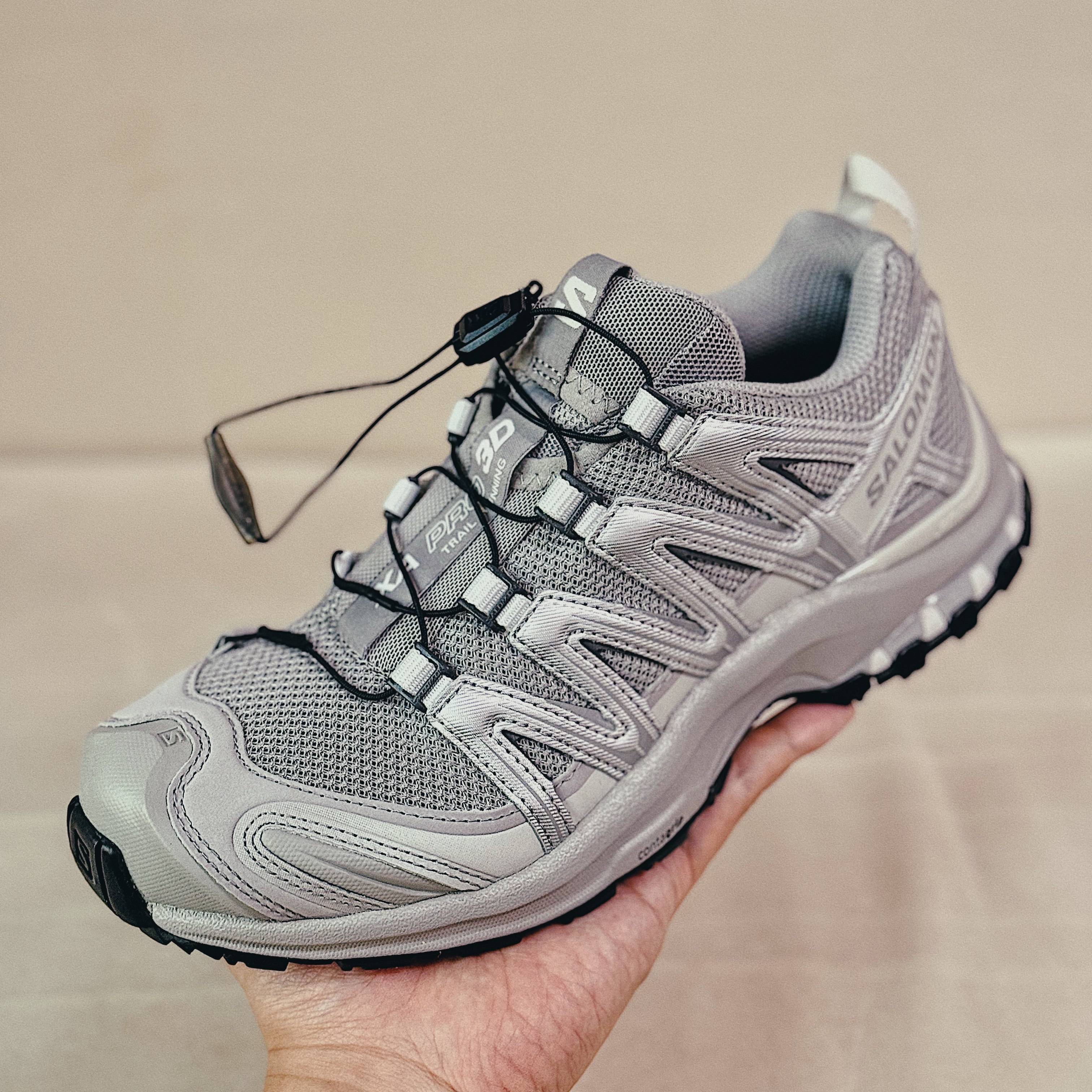 Salomon XA Pro 3D Alloy Silver 착용 스타일