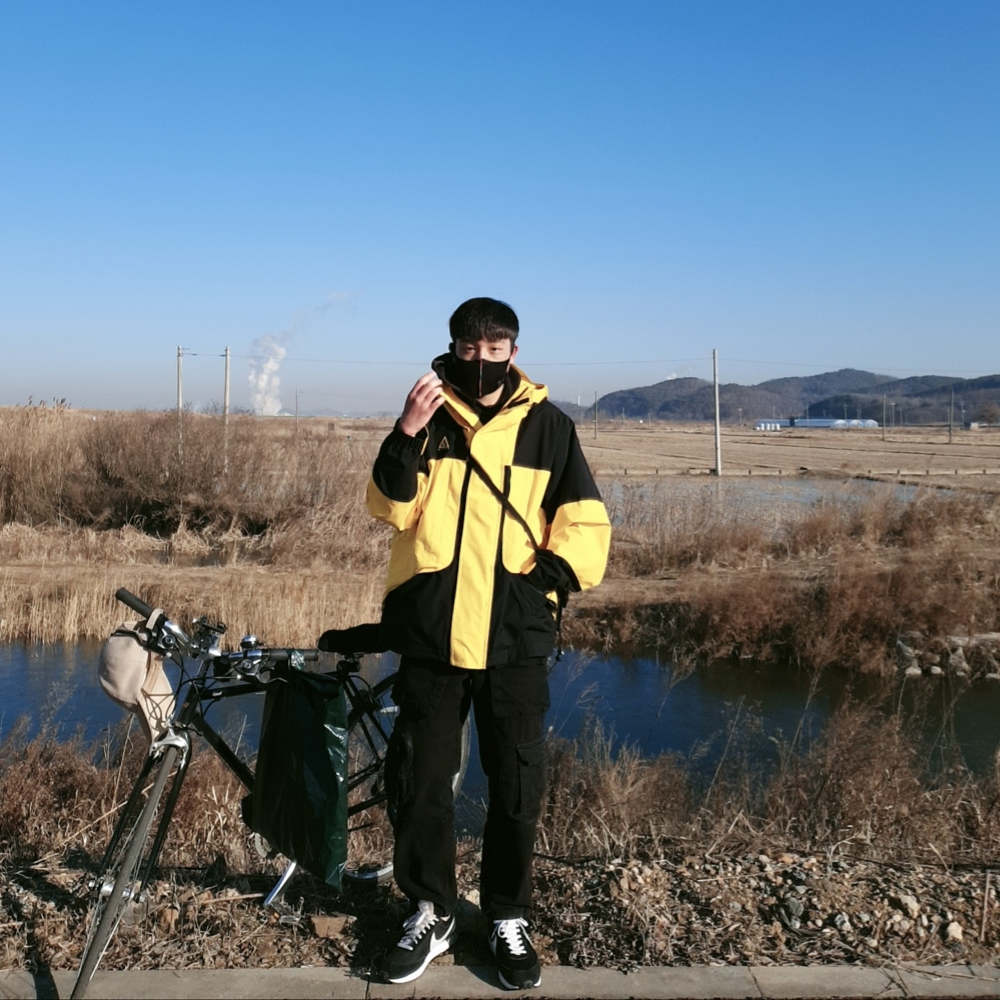 Nike Air Tailwind 79 Black White, Nike ACG Gore-Tex Jacket Amarillo Black - US/EU 착용 스타일 - 3