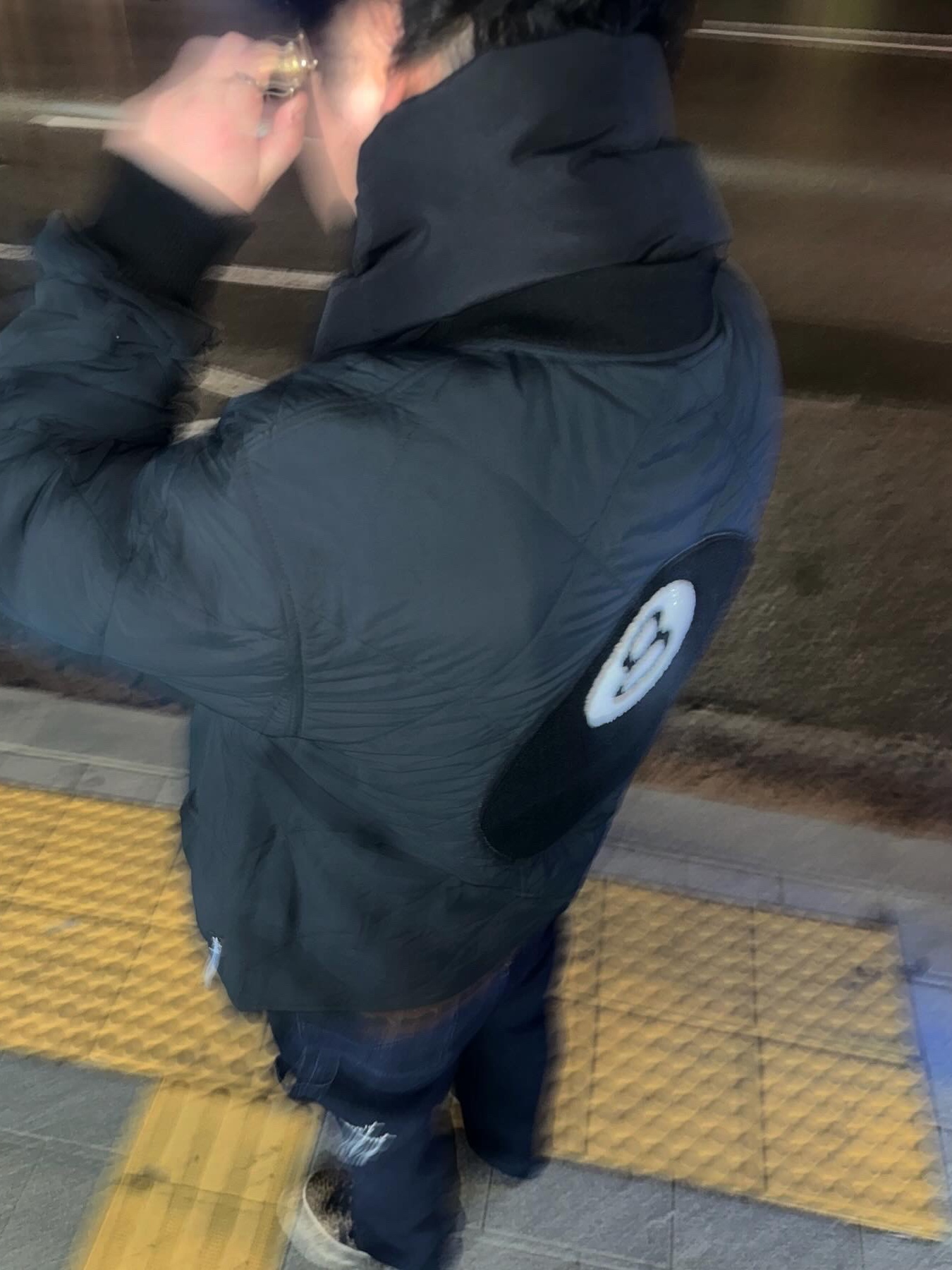 Stussy 8 Ball Quilted Liner Jacket Black, Adidas x END. x Neighborhood Campus Leopard Black 착용 스타일 - 1