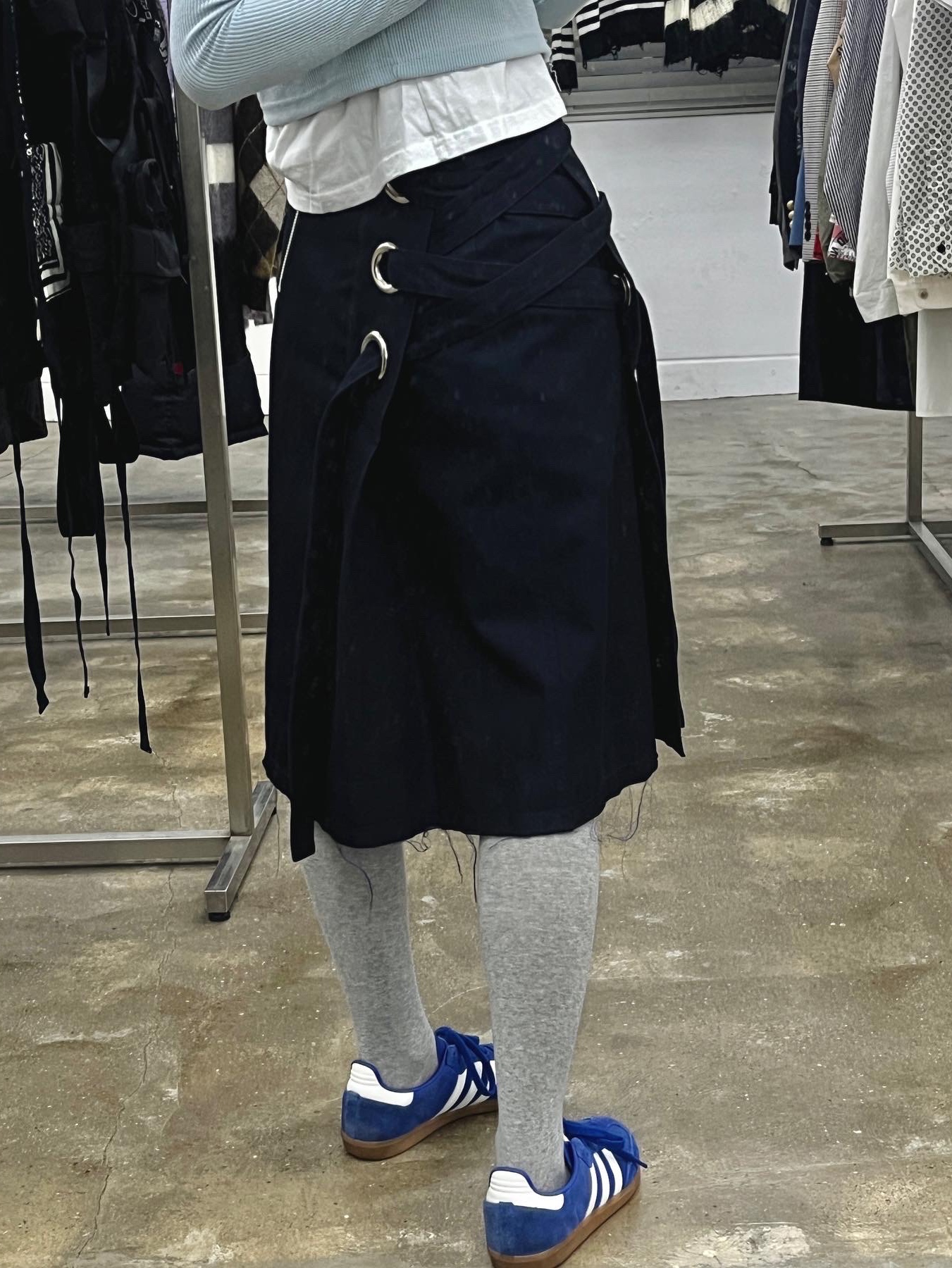 Adidas Samba OG Royal Blue 착용 스타일 - 4