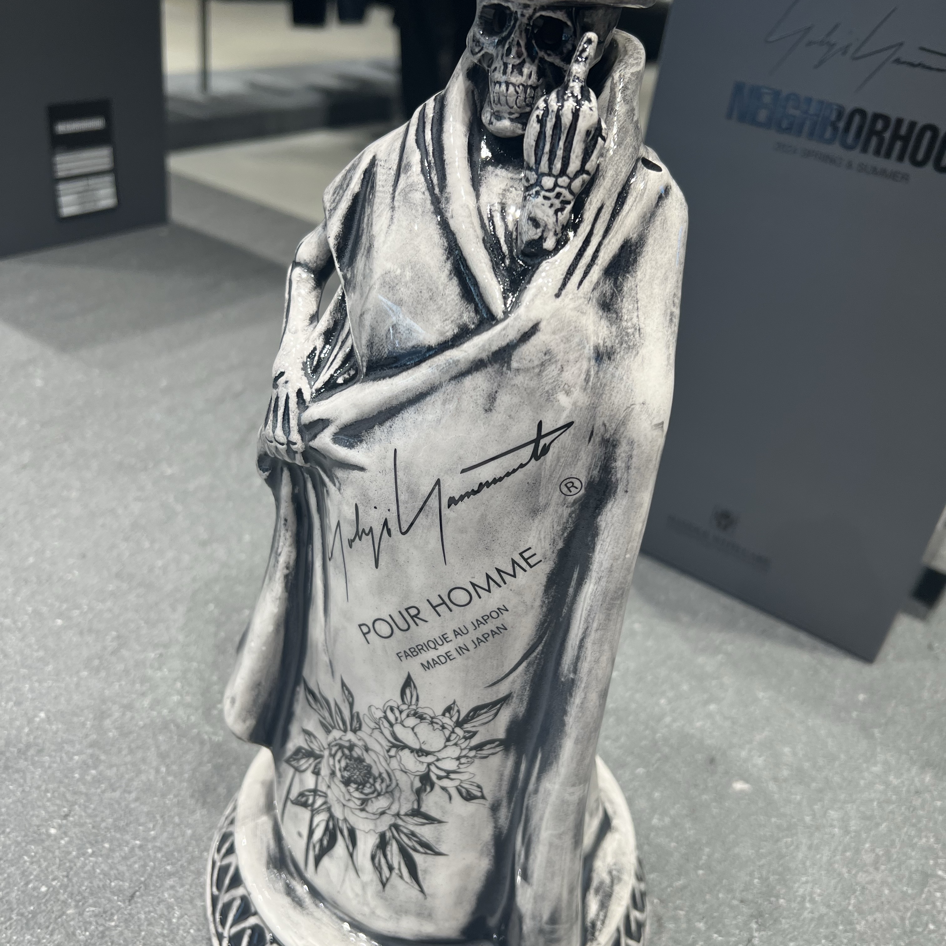 Neighborhood x Yohji Yamamoto Reaper Incense Chamber Black/White 착용 스타일