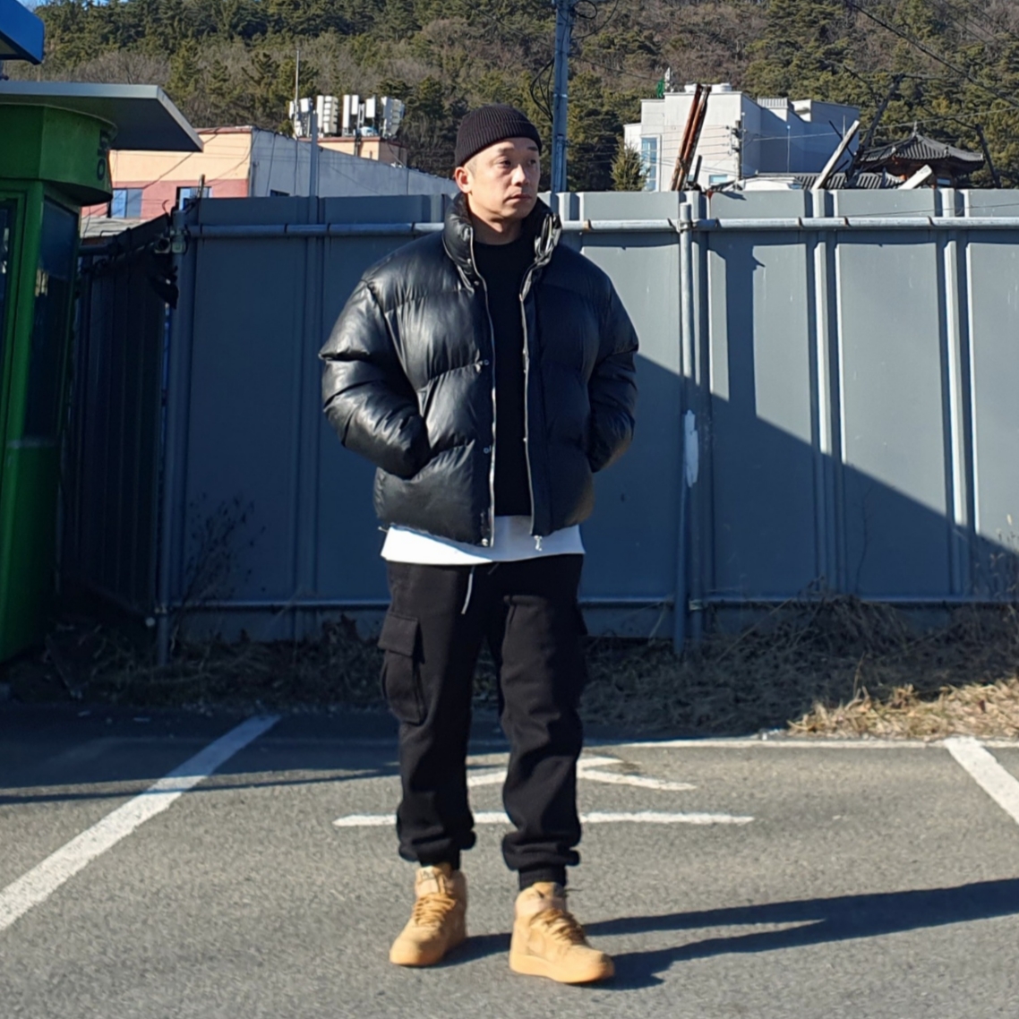 Nike Air Force 1 High Flax 착용 스타일 - 1