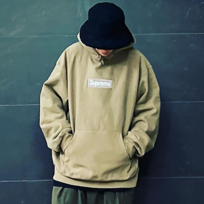 Supreme Box Logo Hooded Sweatshirt Red - 23FW, Supreme Box Logo Hooded Sweatshirt Ash Grey - 23FW 착용 스타일 - 3