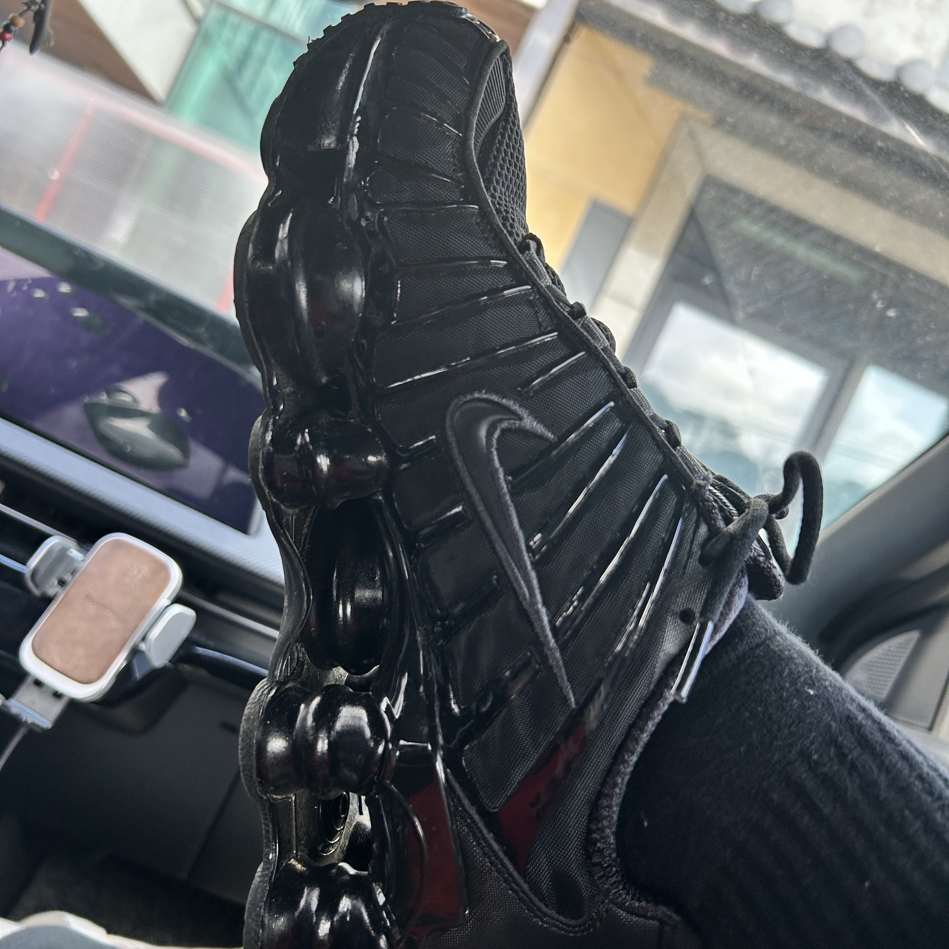 (W) Nike Shox TL Black and Max Orange 착용 스타일