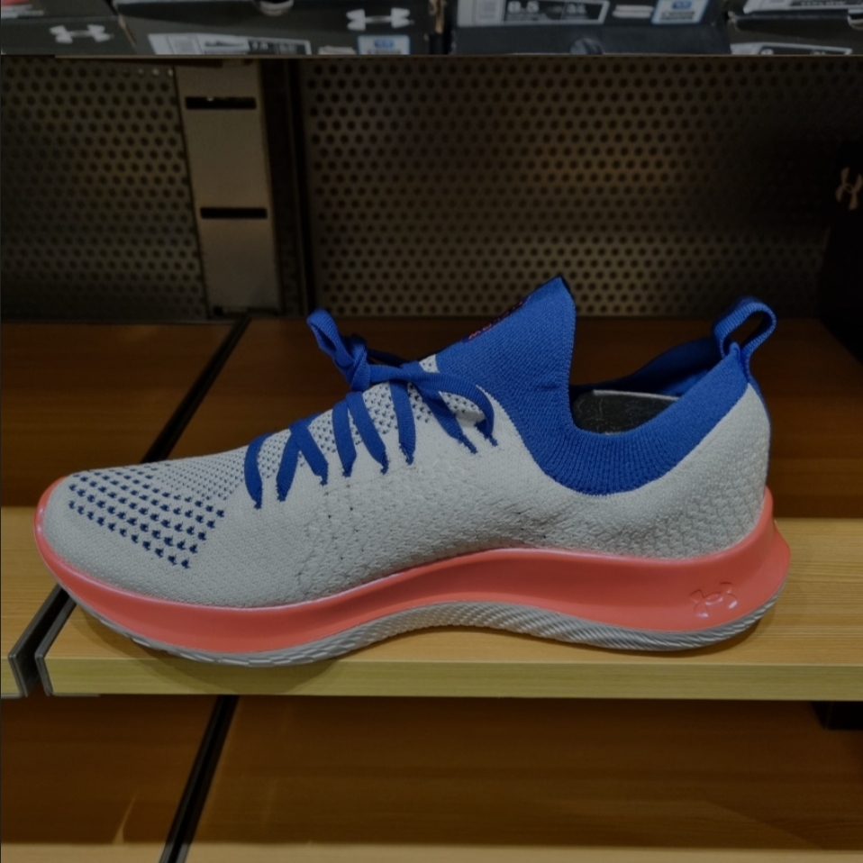 (W) Under Armour Flow Velociti SE White Royal 착용 스타일 - 3