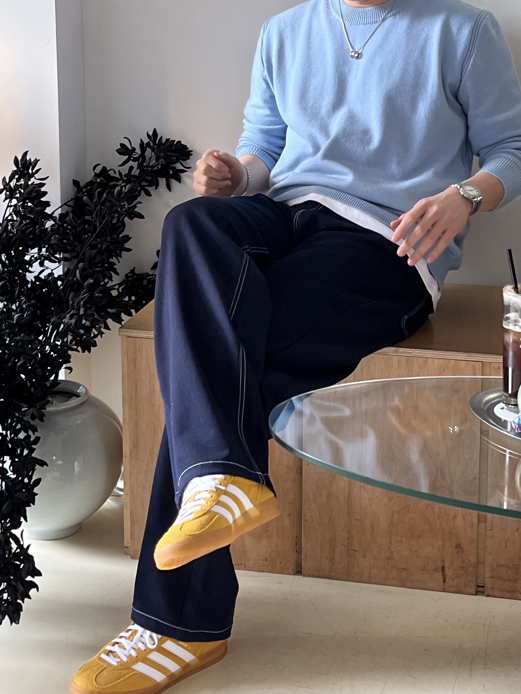 (W) Adidas Gazelle Indoor Orange Peel Cloud White 착용 스타일 - 5
