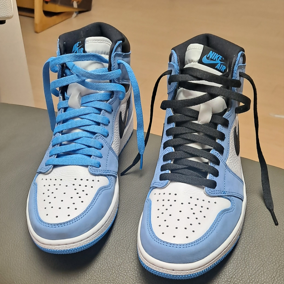 Jordan 1 Retro High OG University Blue 착용 스타일 - 2