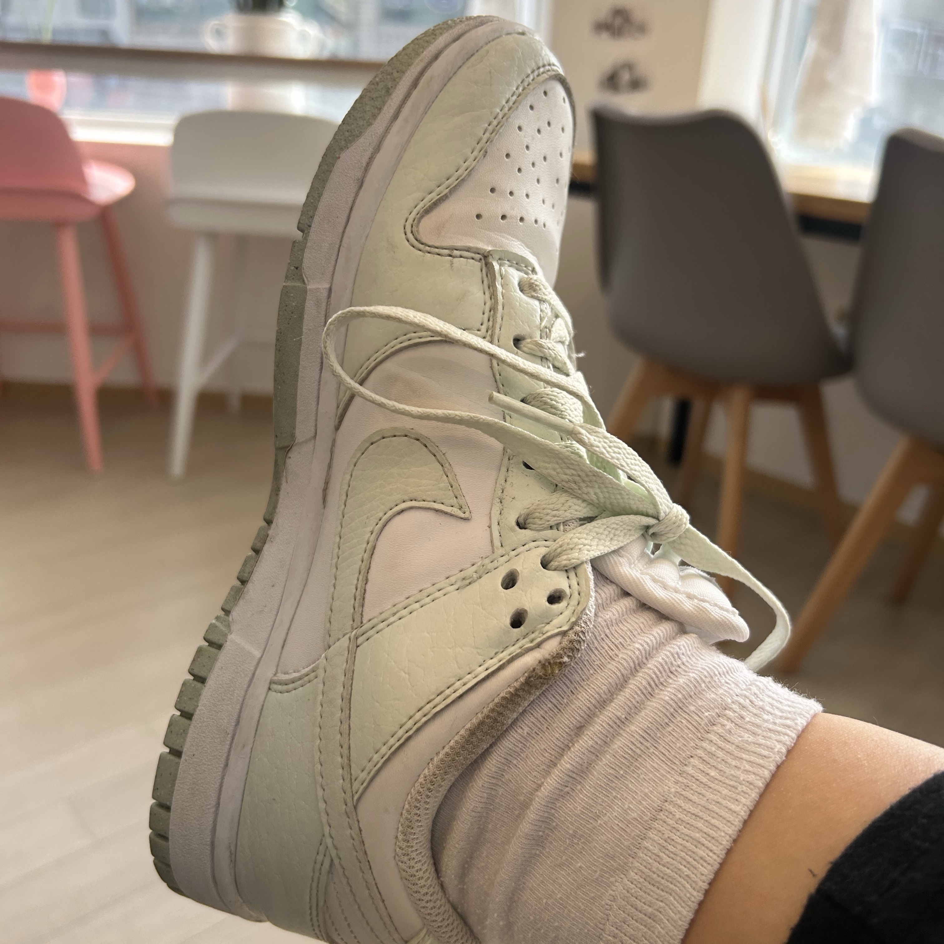 (W) Nike Dunk Low Next Nature Barely Green and White 착용 스타일