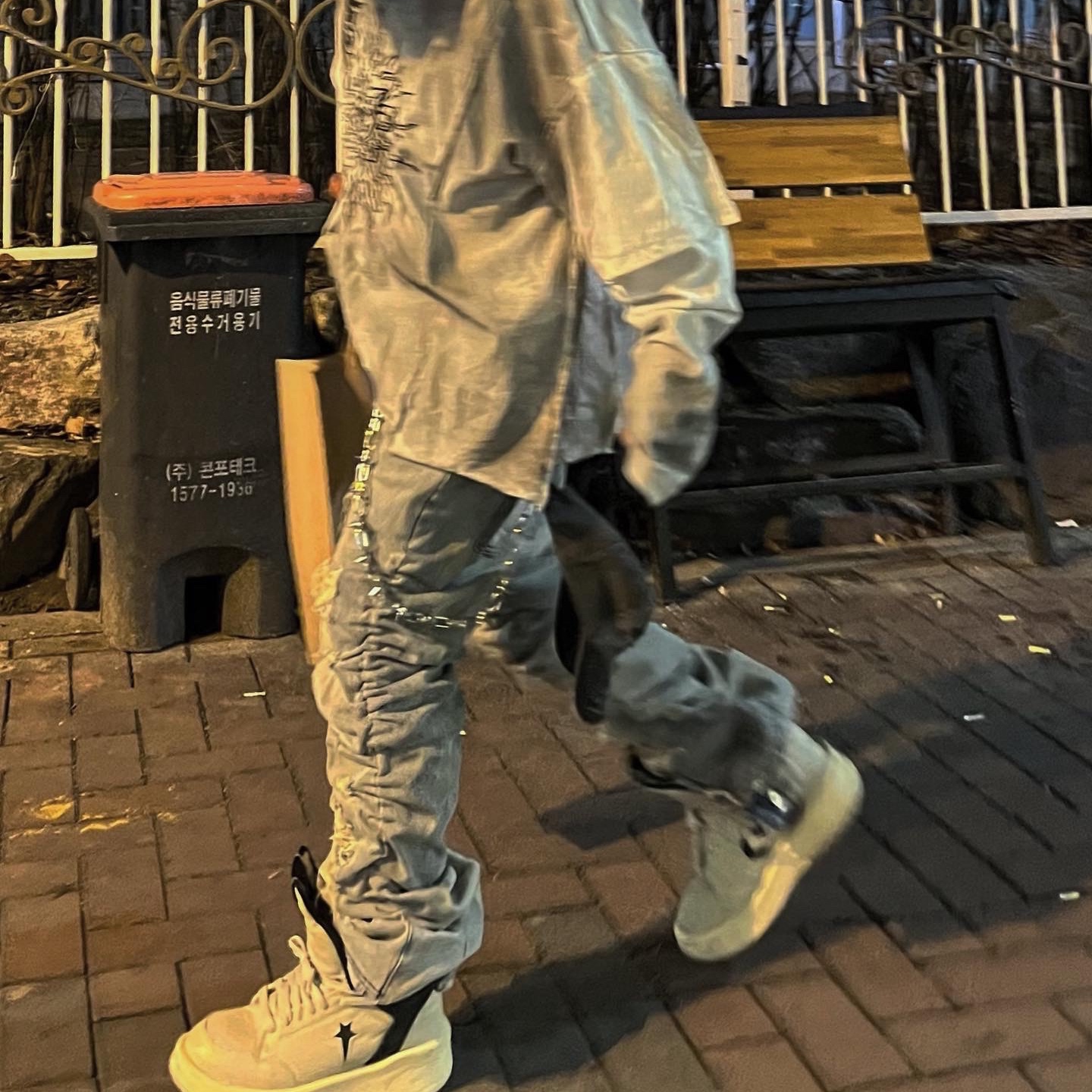 Converse x Drkshdw Turbowpn Pelican 착용 스타일 - 3