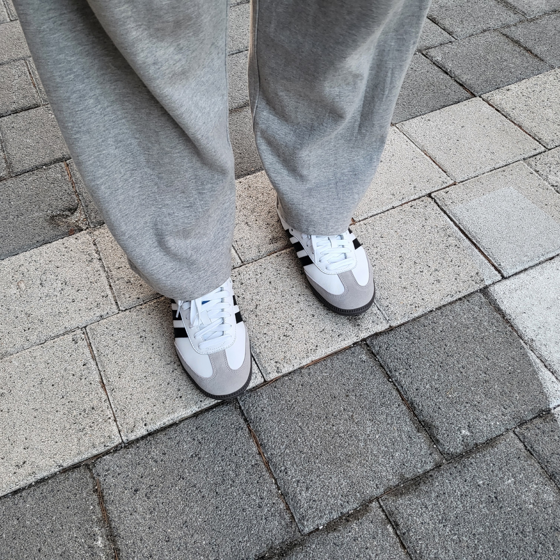 Adidas Samba OG Cloud White 착용 스타일 - 4