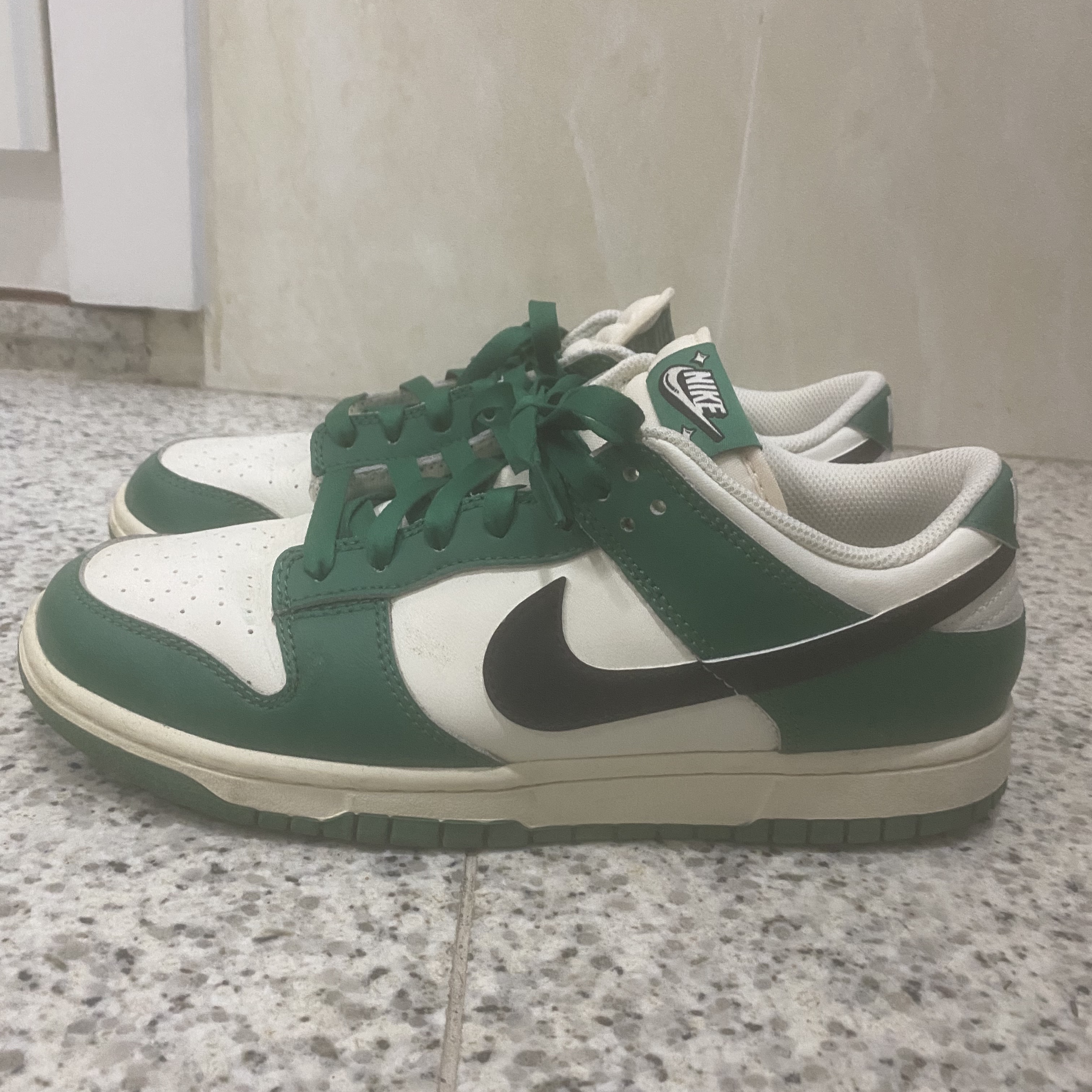 Nike Dunk Low Retro SE Jackpot Malachite 착용 스타일