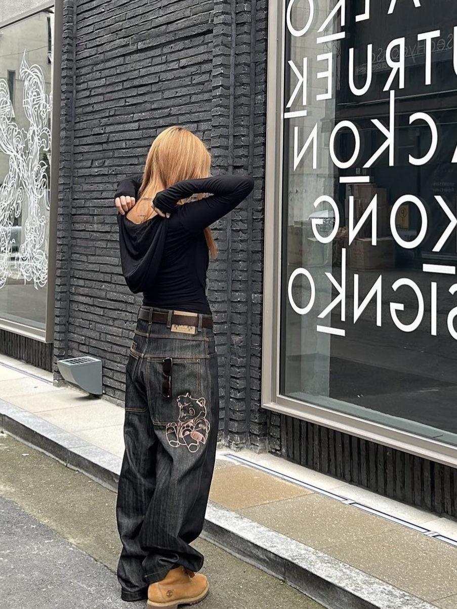 Cotchs Galaxy Denim Pants 착용 스타일