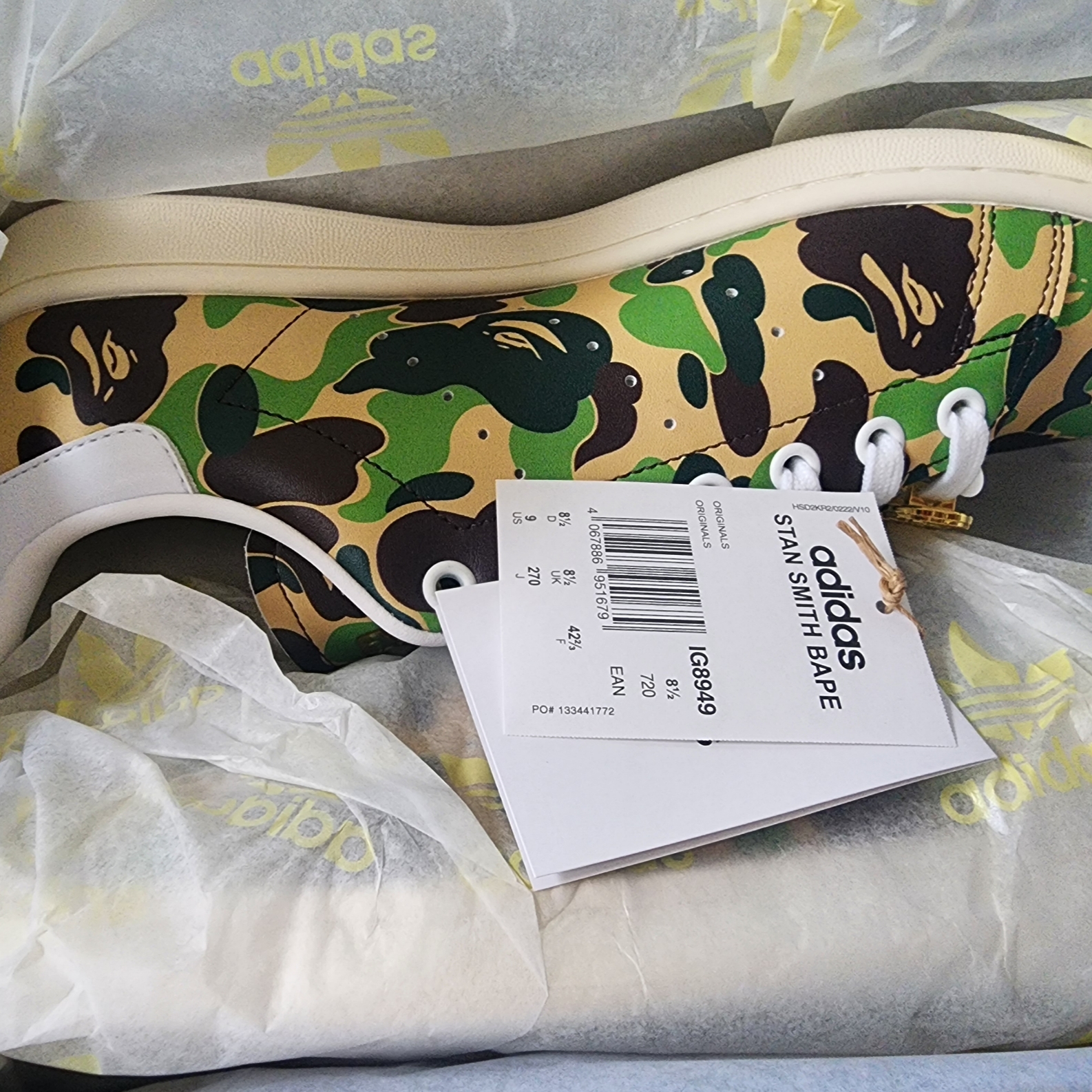Adidas x BAPE Stan Smith Cloud White 착용 스타일 - 2