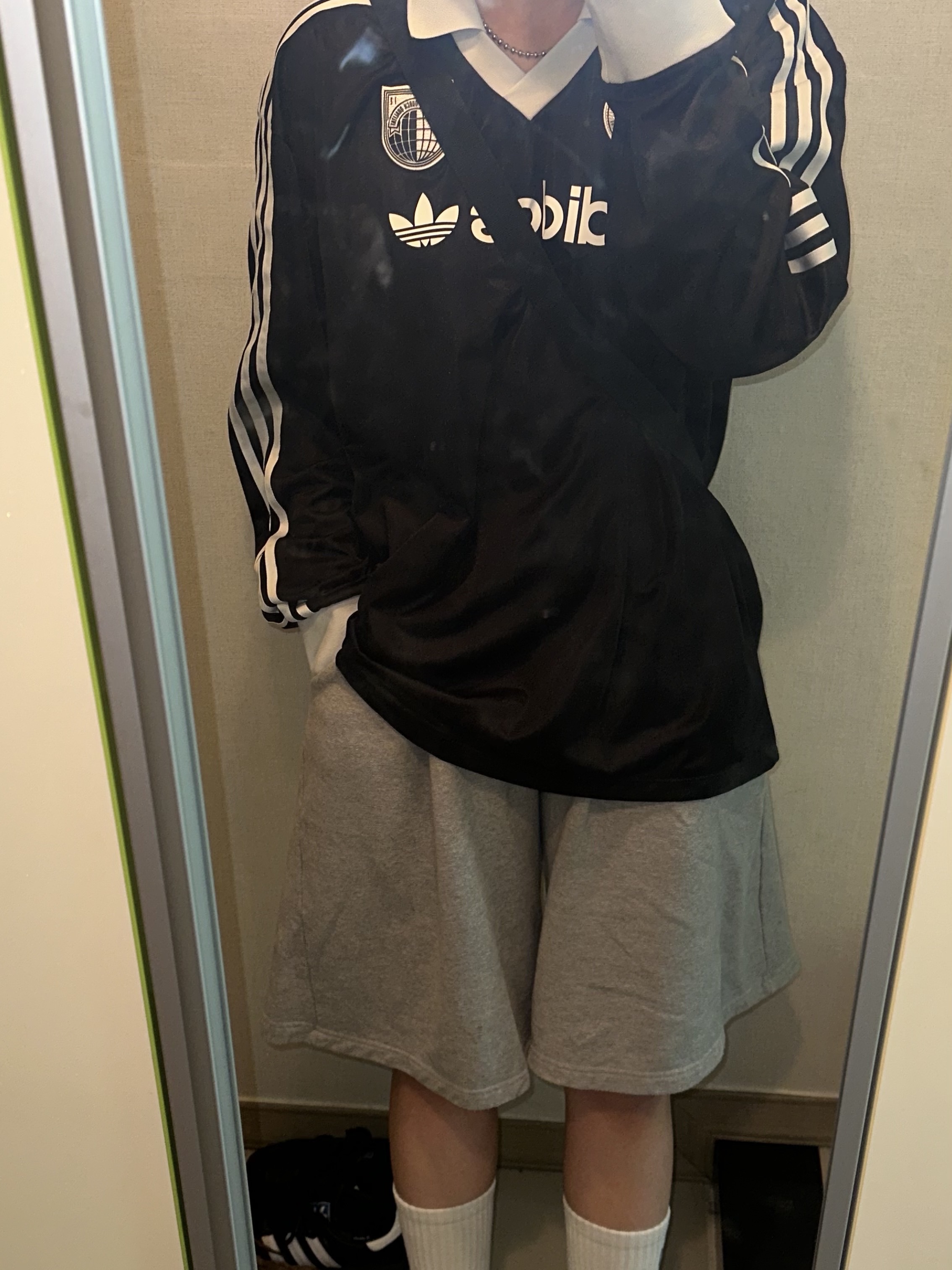 (W) Adidas Football Long Sleeve T-Shirt Black - US Sizing, Adidas Samba OG Black White Gum 착용 스타일