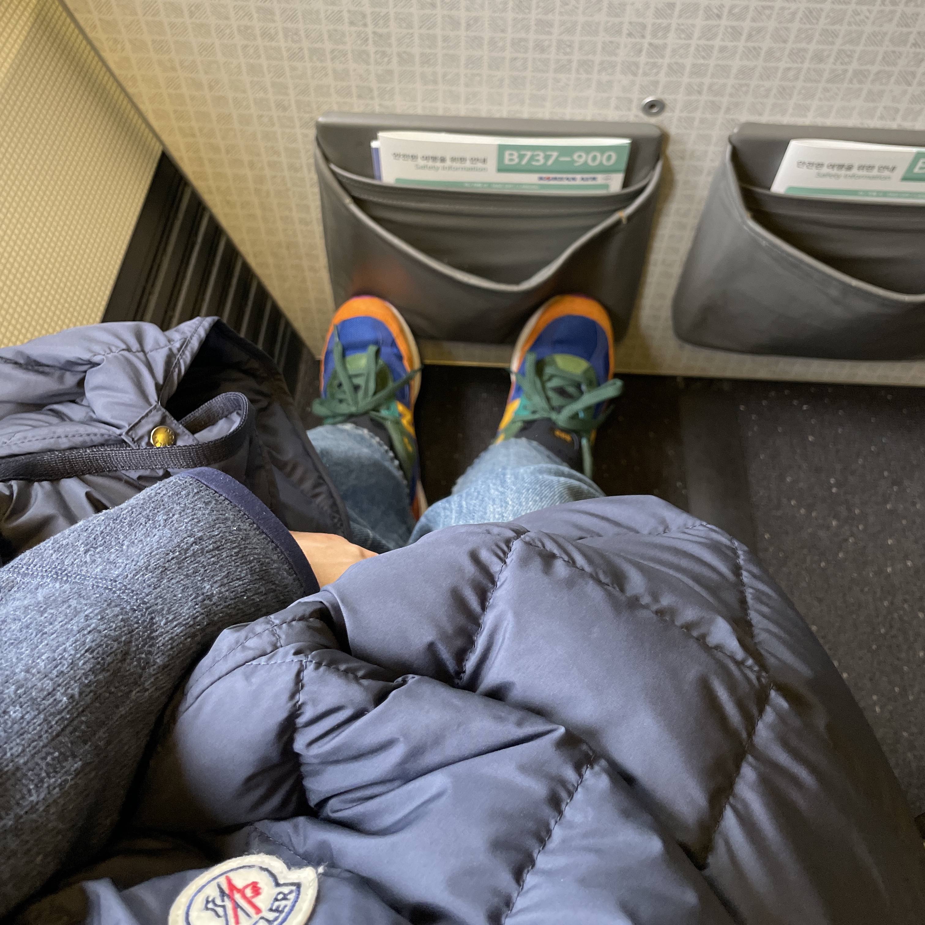 (W) Moncler Faisan Long Down Jacket Night Blue - 23FW, New Balance 992 Made in USA Multi-Color 착용 스타일
