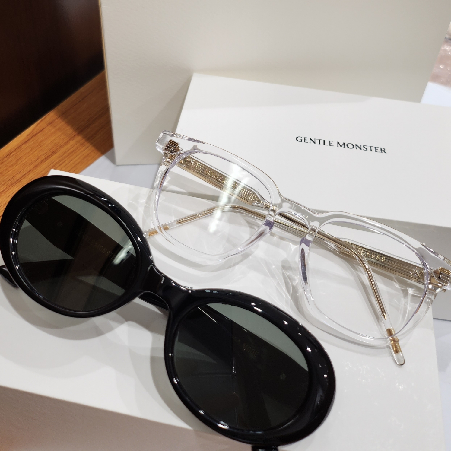 Gentle Monster La Mode 01 Black, Gentle Monster Kubo 01 Black 착용 스타일