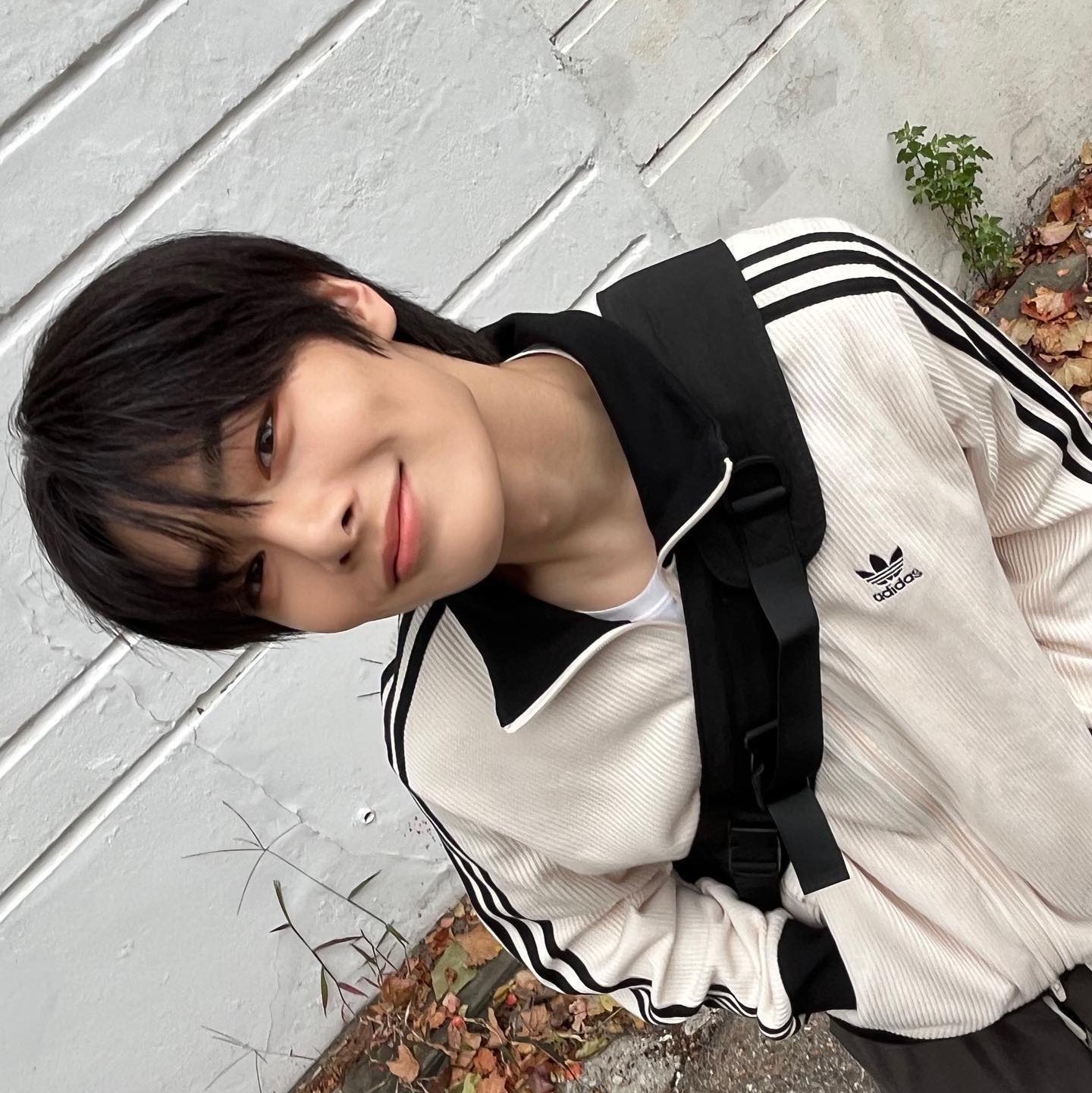 Adidas Adicolor Classic Waffle Beckenbauer Track Jacket Wonder White - US Sizing, Adidas Adicolor Classic Waffle Beckenbauer Track Jacket Wonder White - KR Sizing 착용 스타일 - 1