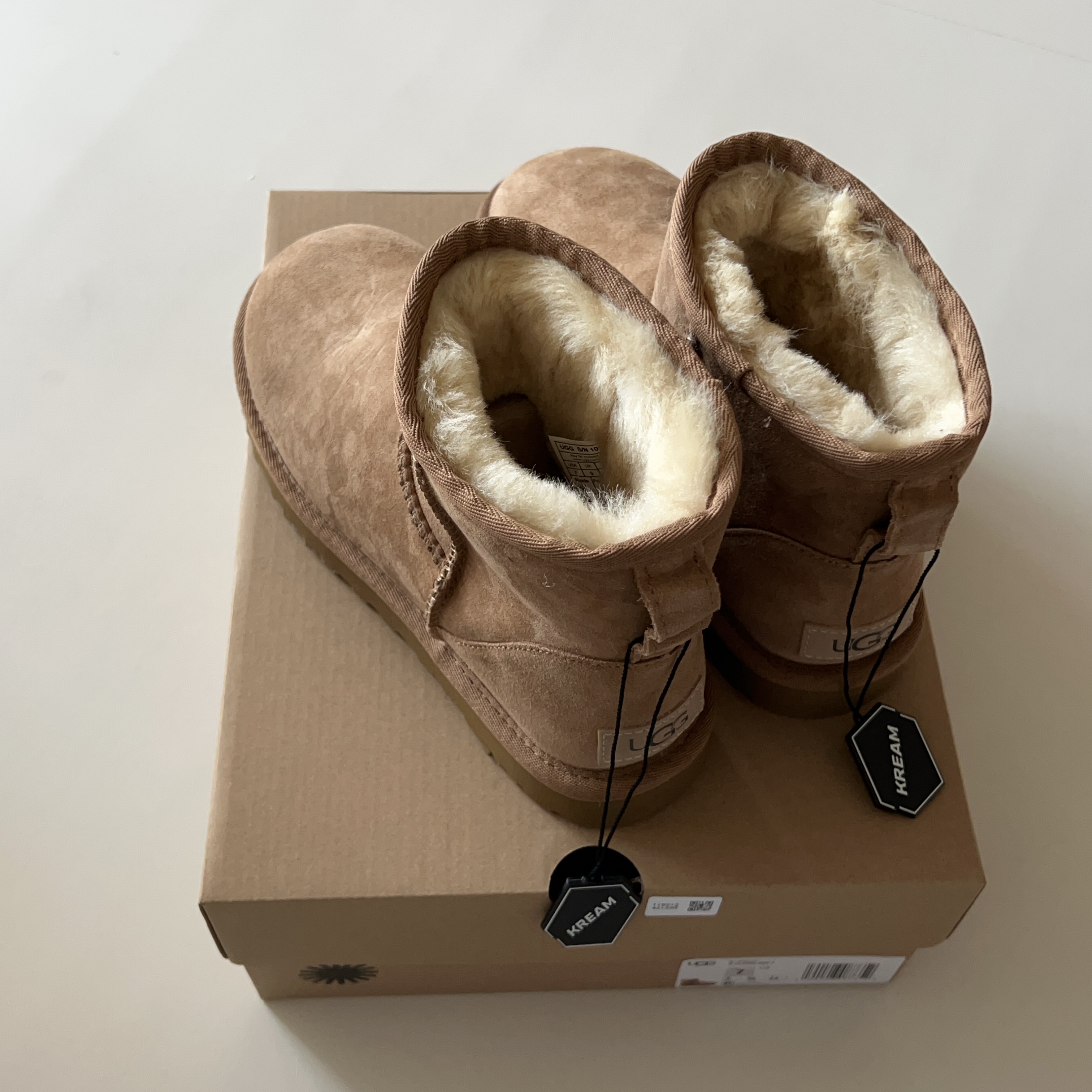 (W) UGG Classic Mini II Boots Chestnut 착용 스타일