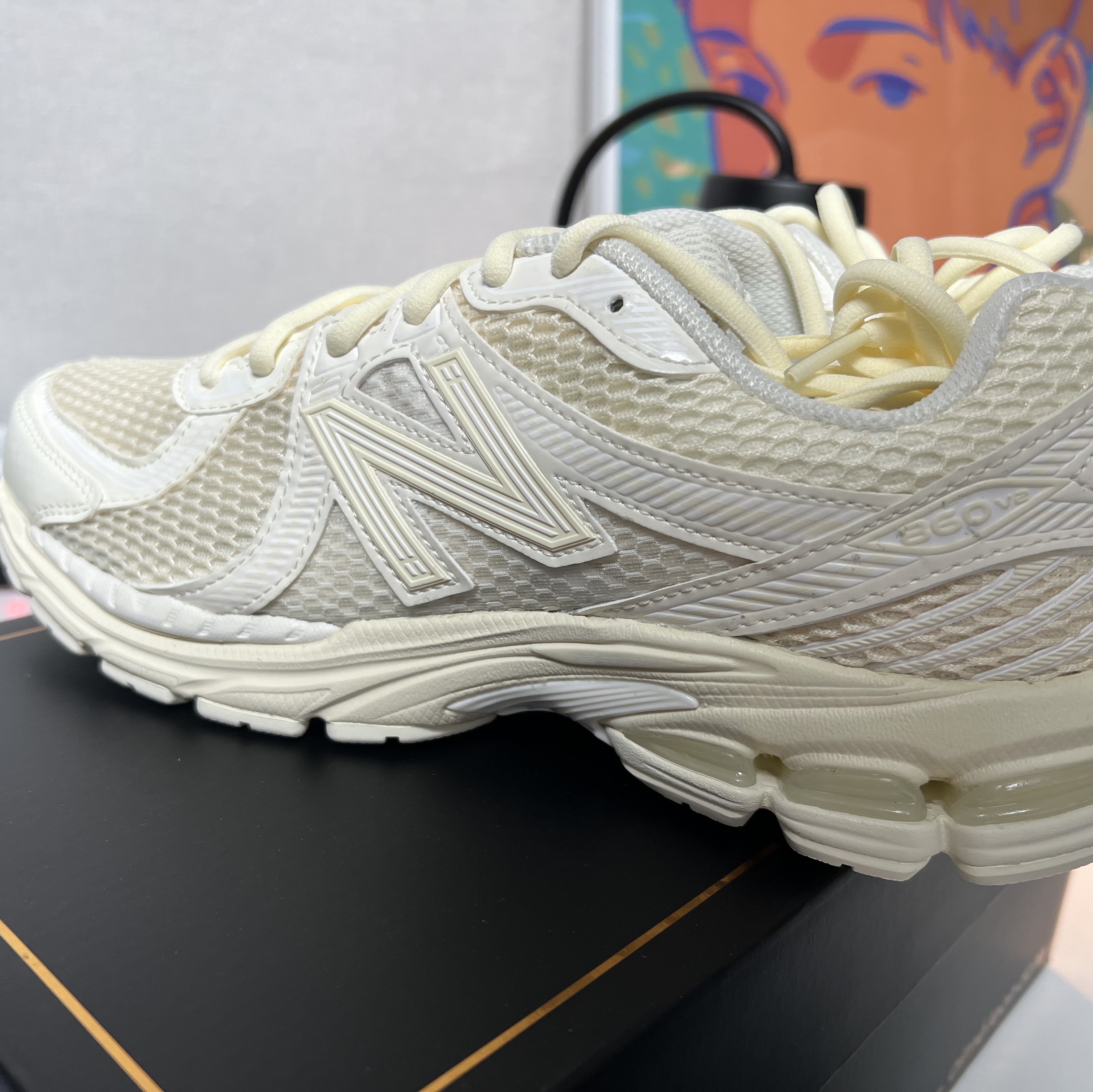 New Balance x Aime Leon Dore 860v2 White Beige 착용 스타일 - 2