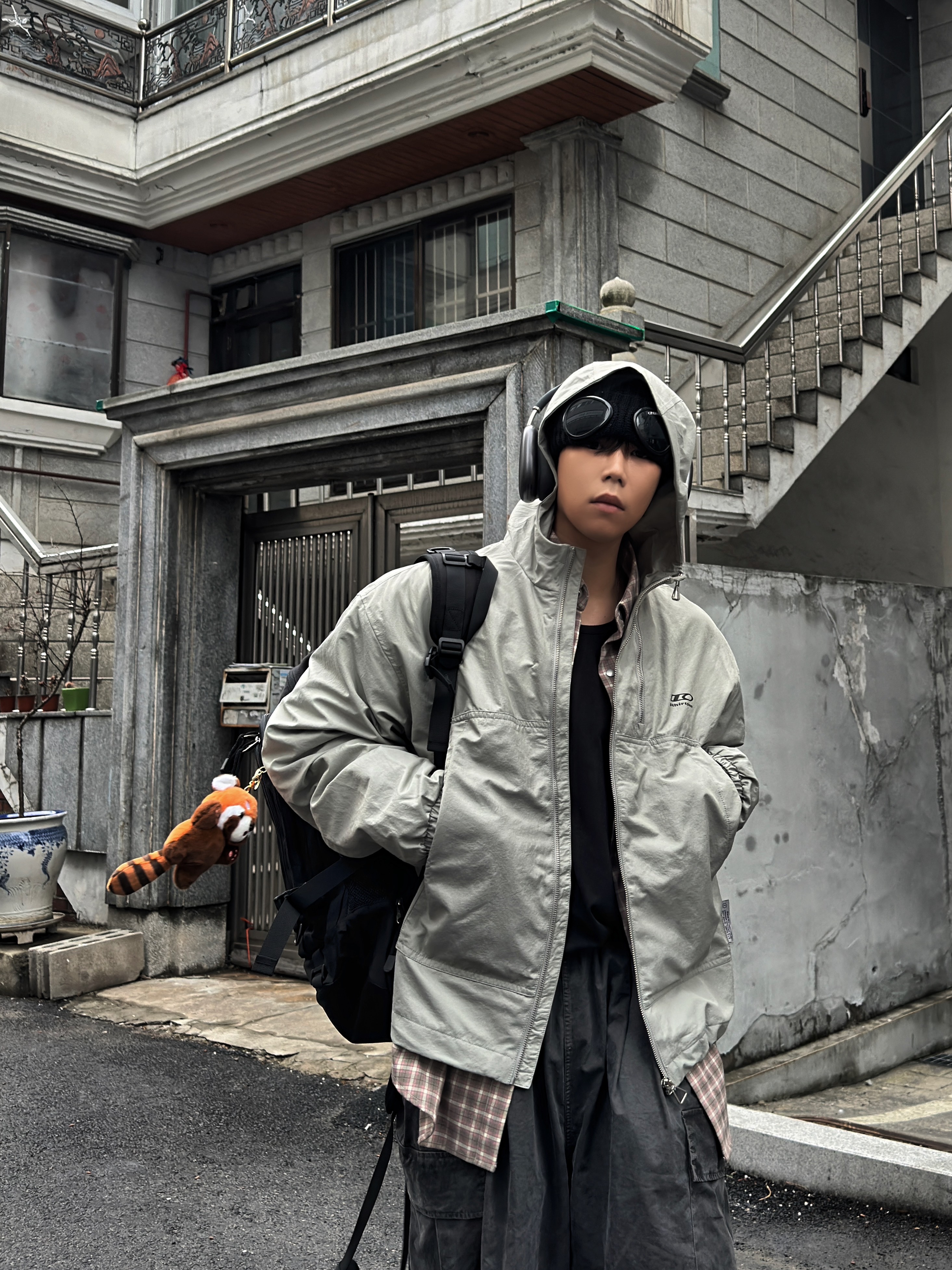 Apple AirPods Max Lightning Space Gray (Korean Ver.), C.P. Company Cotton Goggle Beanie Black - 21SS 착용 스타일 - 2