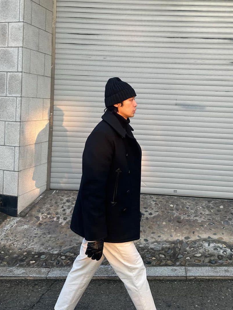 Stone Island 42149 David-TC with Primaloft P.U.R.E Insulation Short Trench Coat Black - 23FW, Nanamica 2L Gore-Tex Short Soutien Collar Coat Black 착용 스타일 - 2
