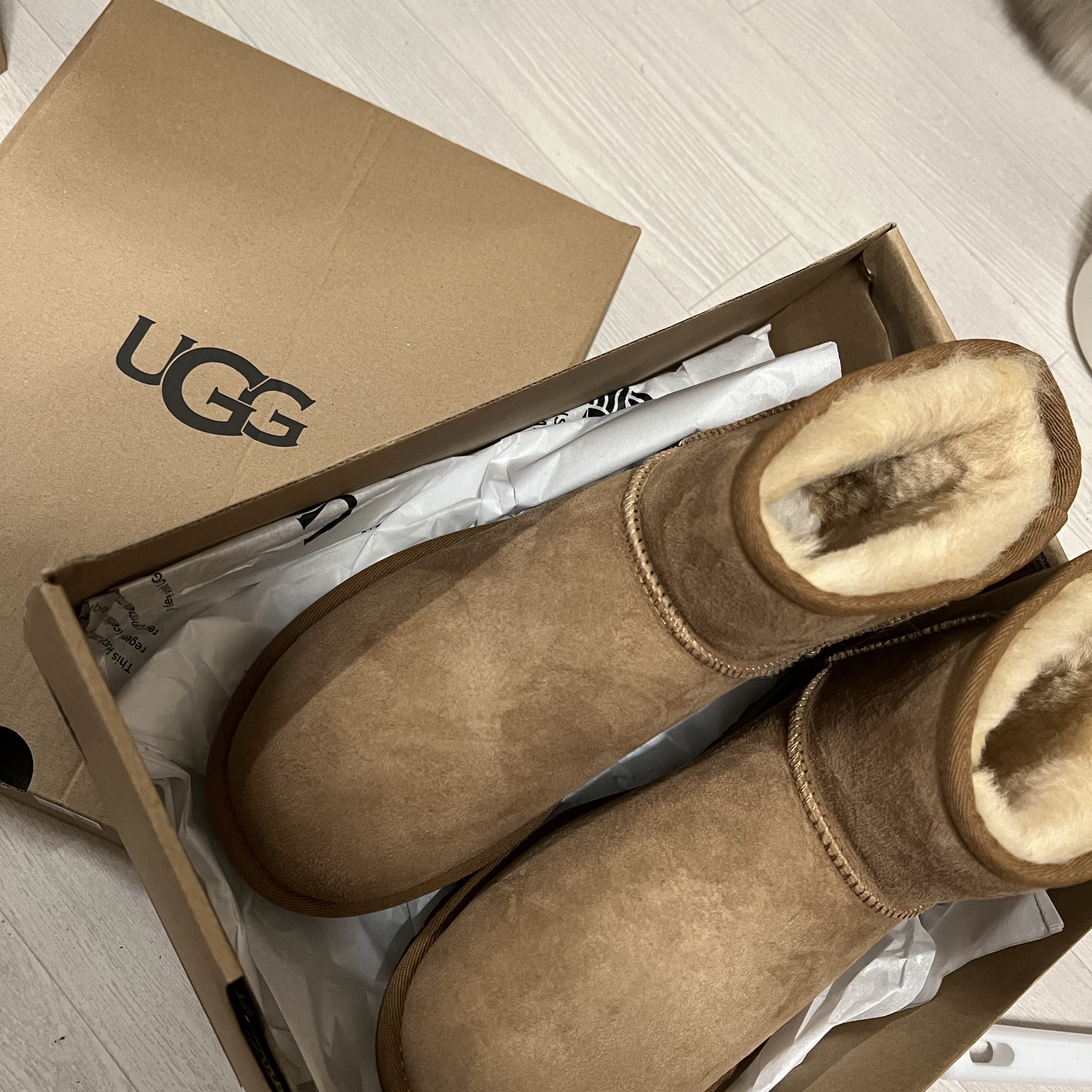 (W) UGG Classic Mini II Boots Chestnut 착용 스타일
