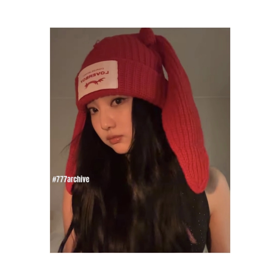 Charles Jeffrey Loverboy Chunky Rabbit Mohair Beanie Red 착용 스타일 - 1