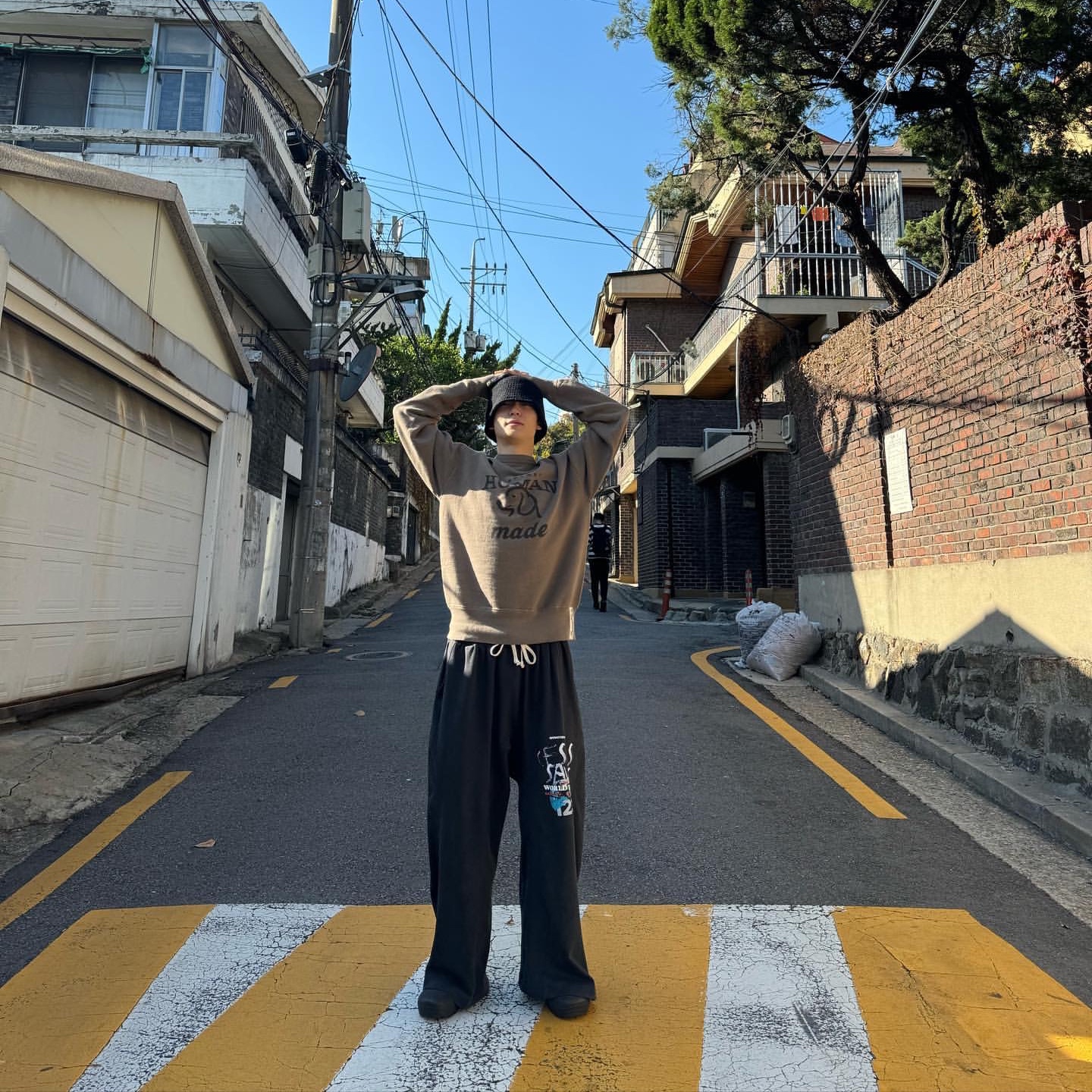 Human Made Tsuriami Sweatshirt Green 착용 스타일 - 8
