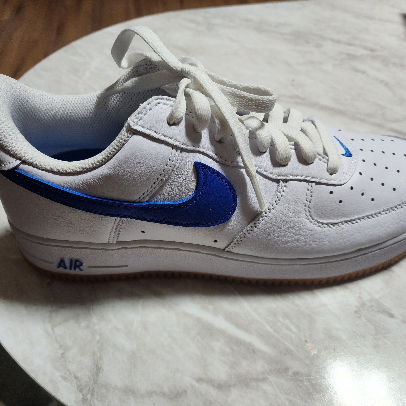 Nike Air Force 1 Low Retro Color of the Month Varsity Royal 착용 스타일 - 3