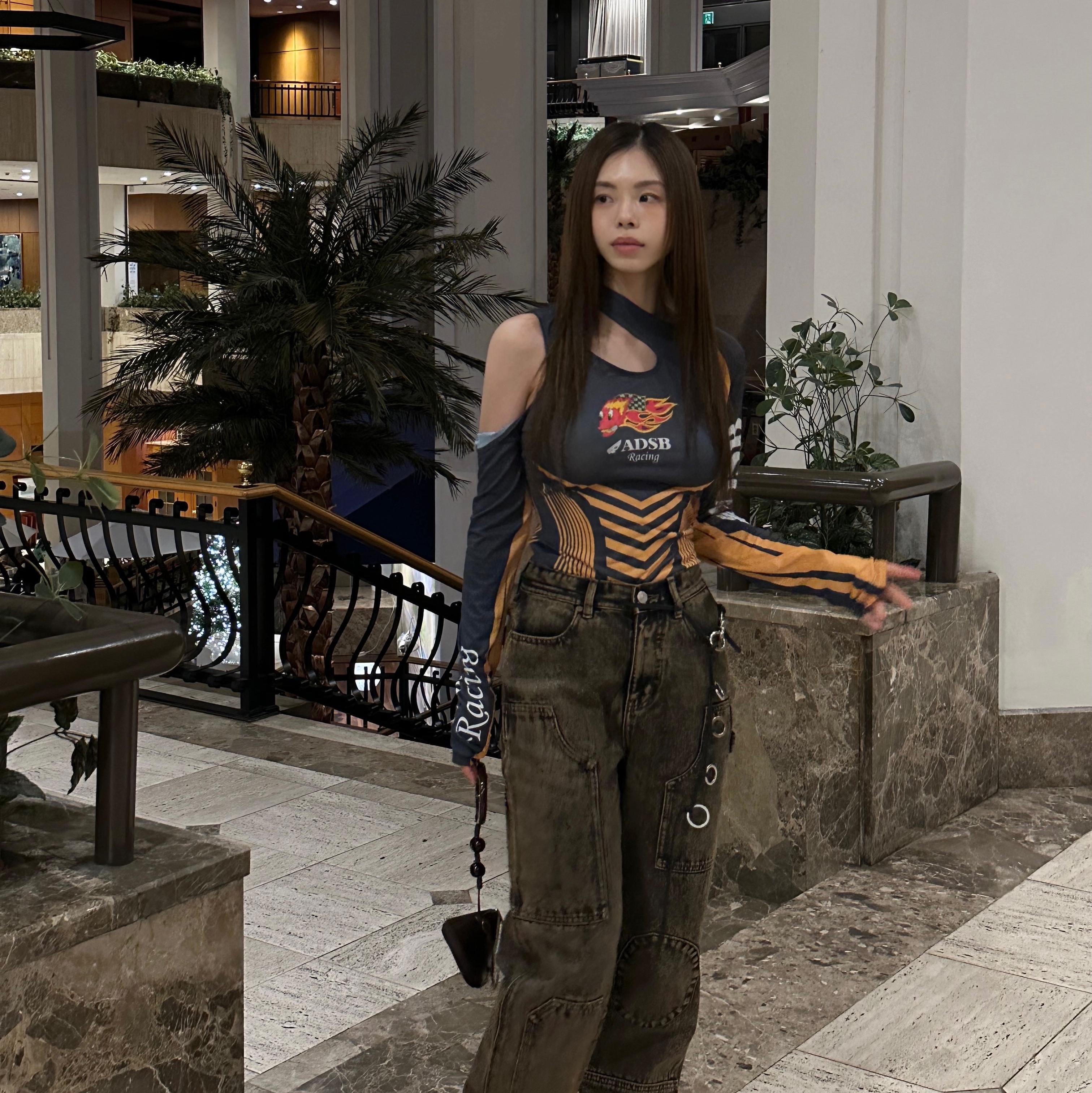 Our Legacy Ladon Belt Leather Black 착용 스타일 - 1