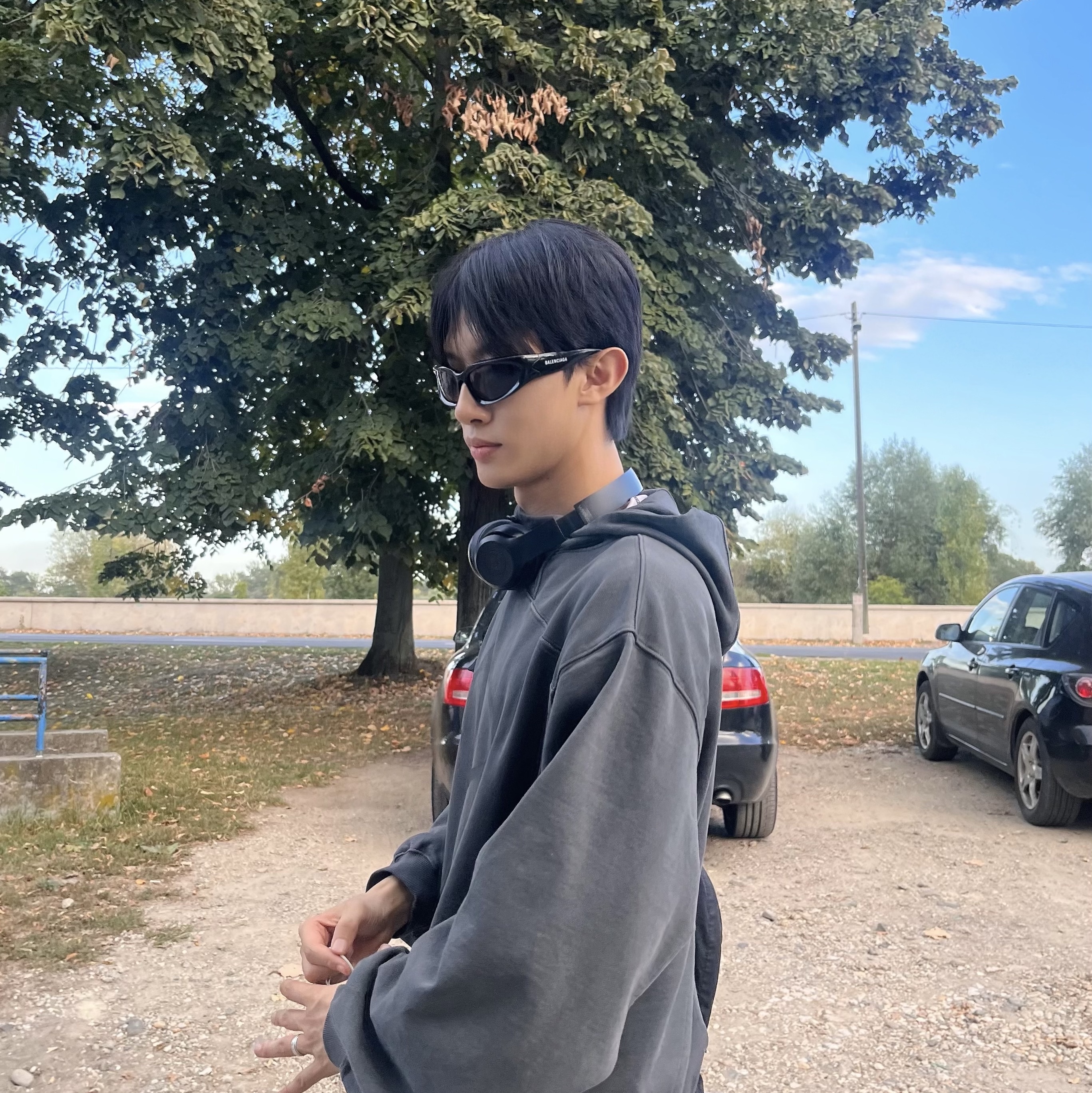 (W) Mischief Rhombus Side Button Up Hoodie Washed Charcoal 착용 스타일