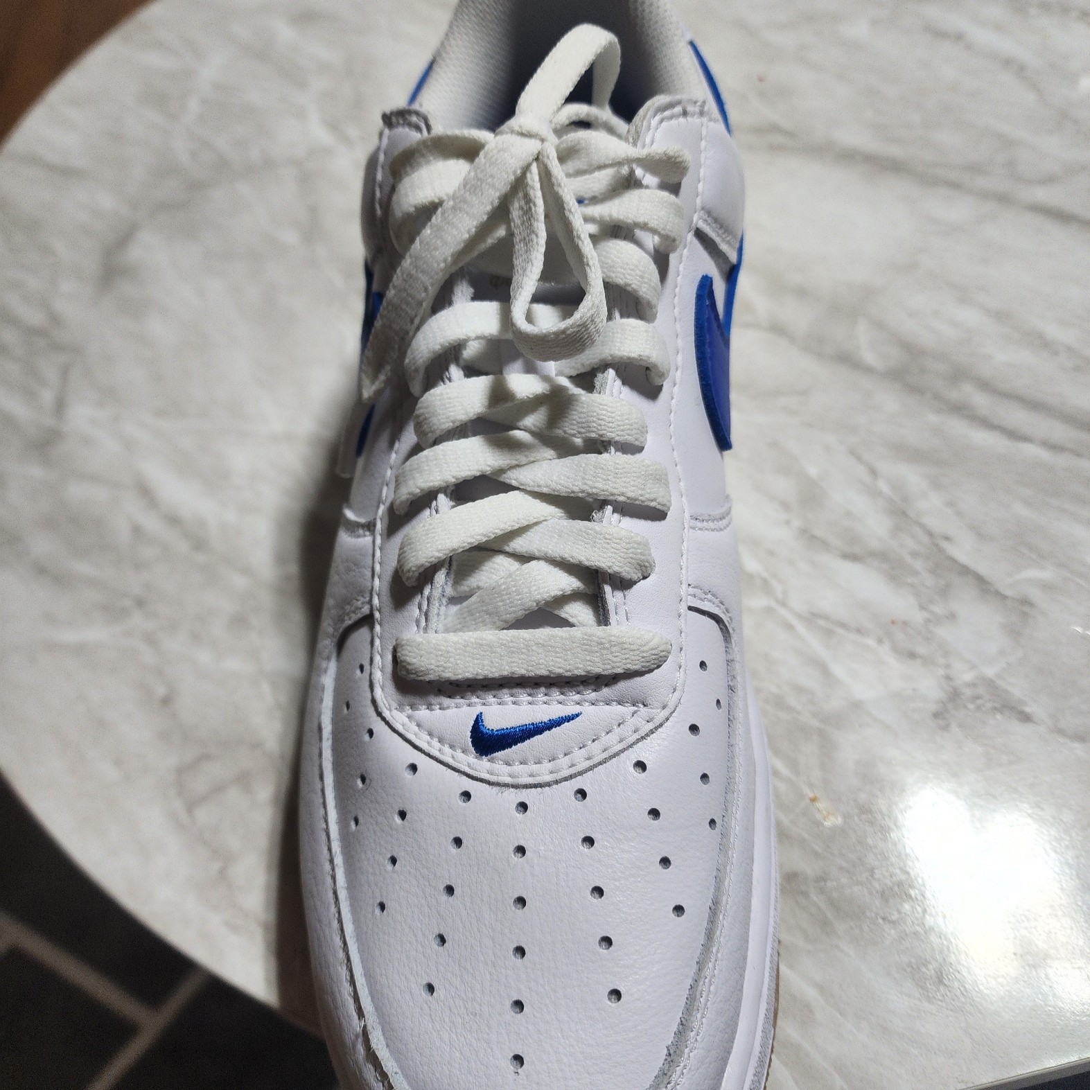Nike Air Force 1 Low Retro Color of the Month Varsity Royal 착용 스타일 - 2