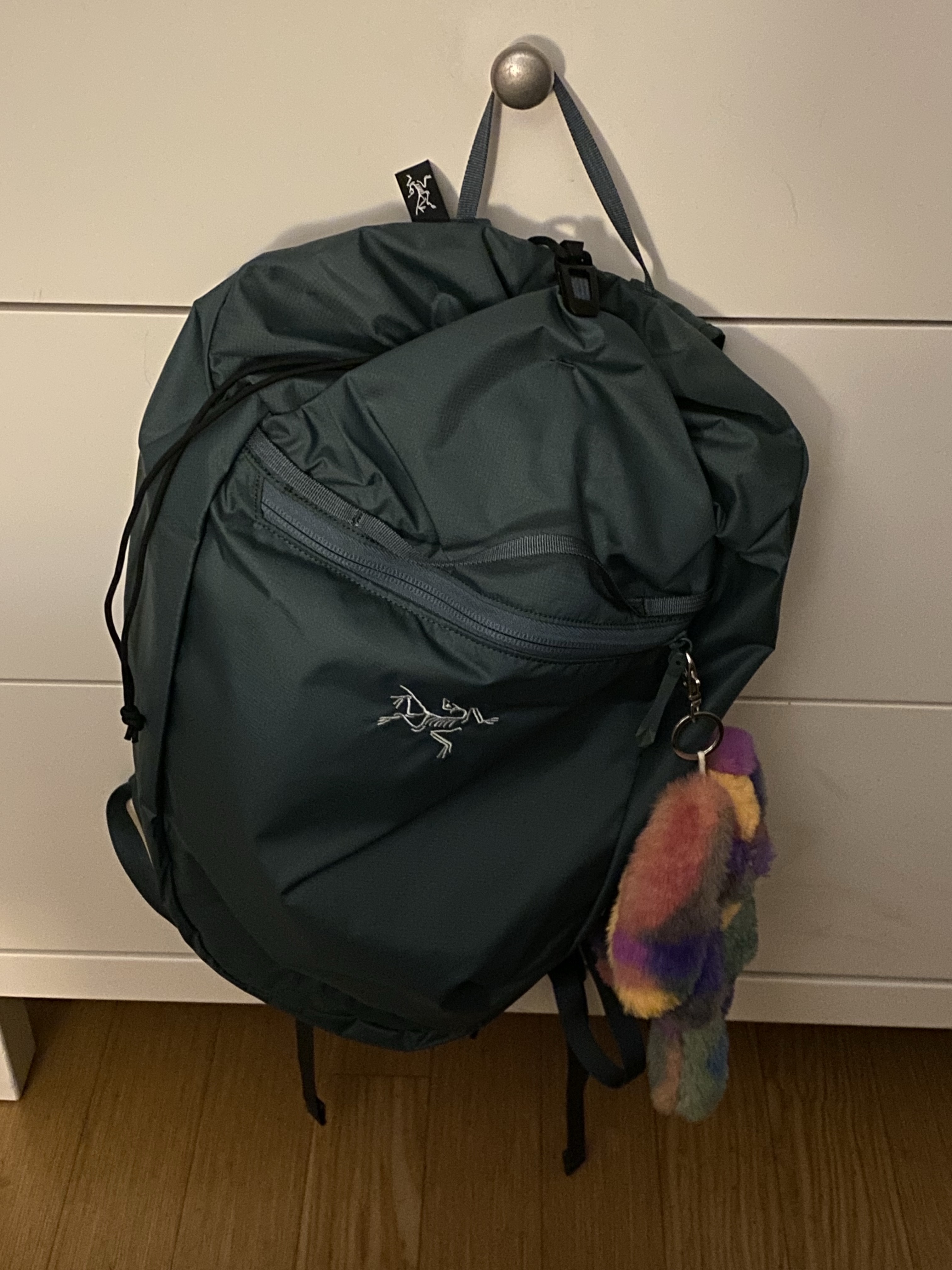 Arc'teryx Heliad 10 Backpack Boxcar 착용 스타일 - 3