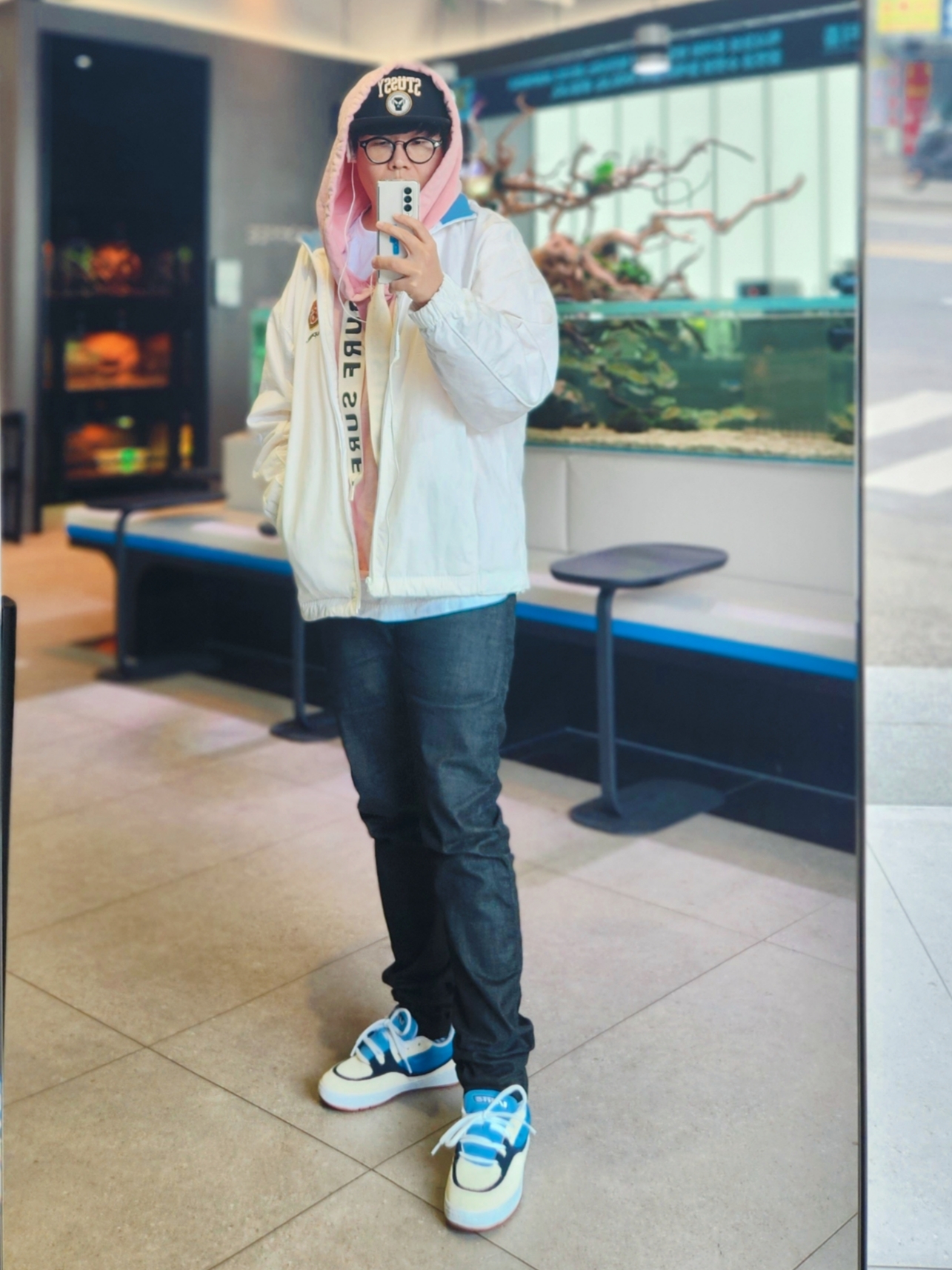 Stussy x Goldie Metalheadz 30 Snapback Black, Kapital Fleece Catfish Surf Hood Sweatshirt Pink 착용 스타일
