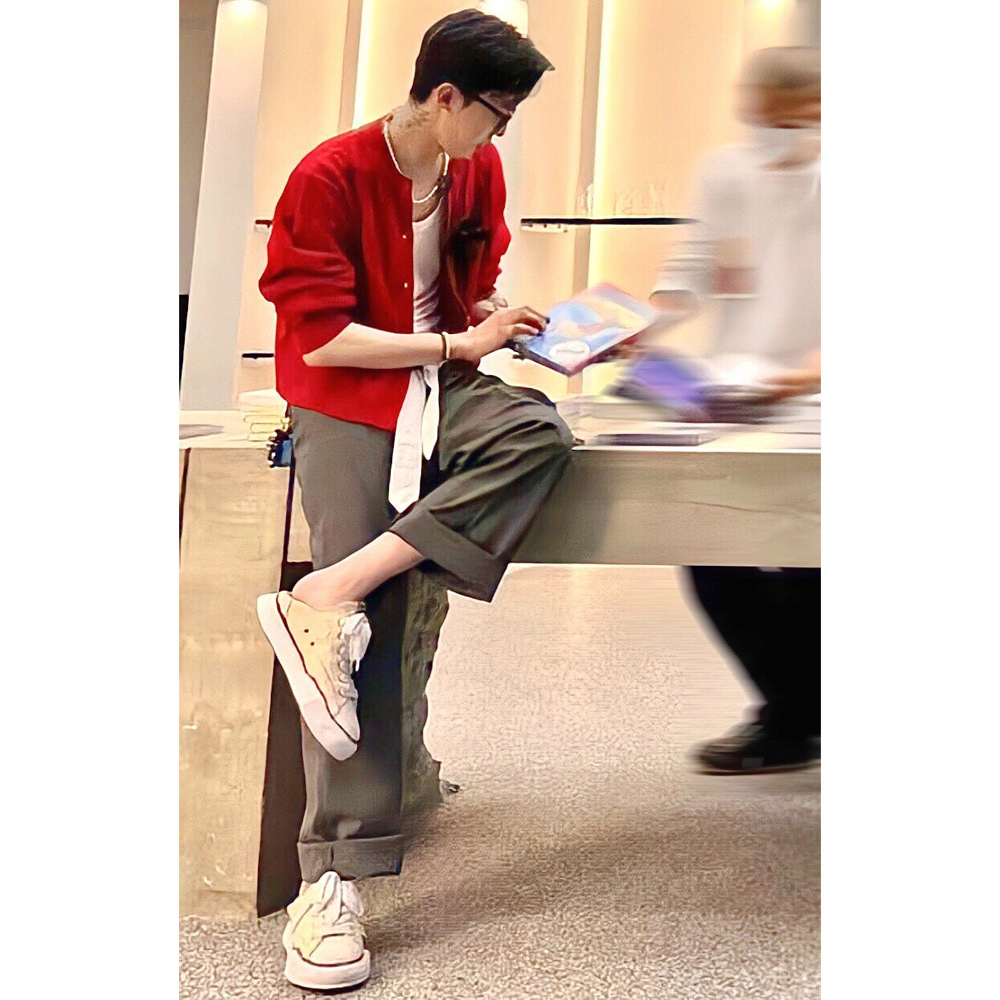 Maison Mihara Yasuhiro Peterson OG DE Sole Canvas Low-top Sneakers Red, Maison Mihara Yasuhiro Peterson OG Sole Canvas Low-top Sneakers Natural 착용 스타일 - 7