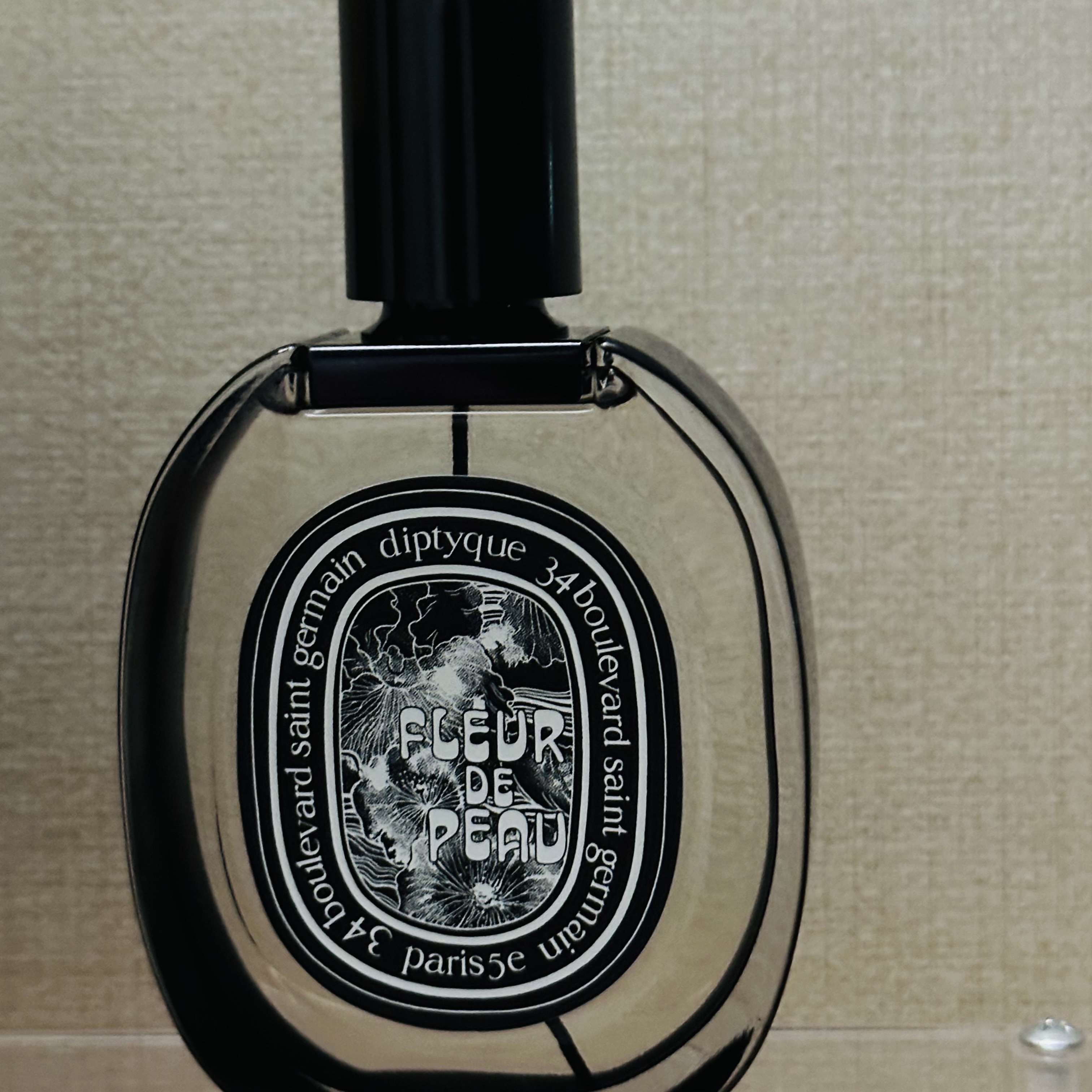 Diptyque Fleur De Peau Eau De Parfum 75ml 착용 스타일