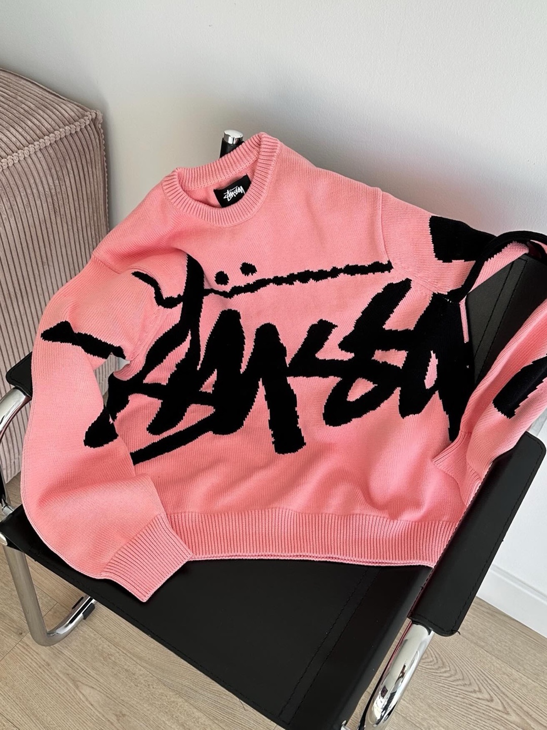 Nike x Stussy NRG LS Knit Sweater Fossil (DR2893-238), Stussy Stock Sweater Pink 착용 스타일 - 3