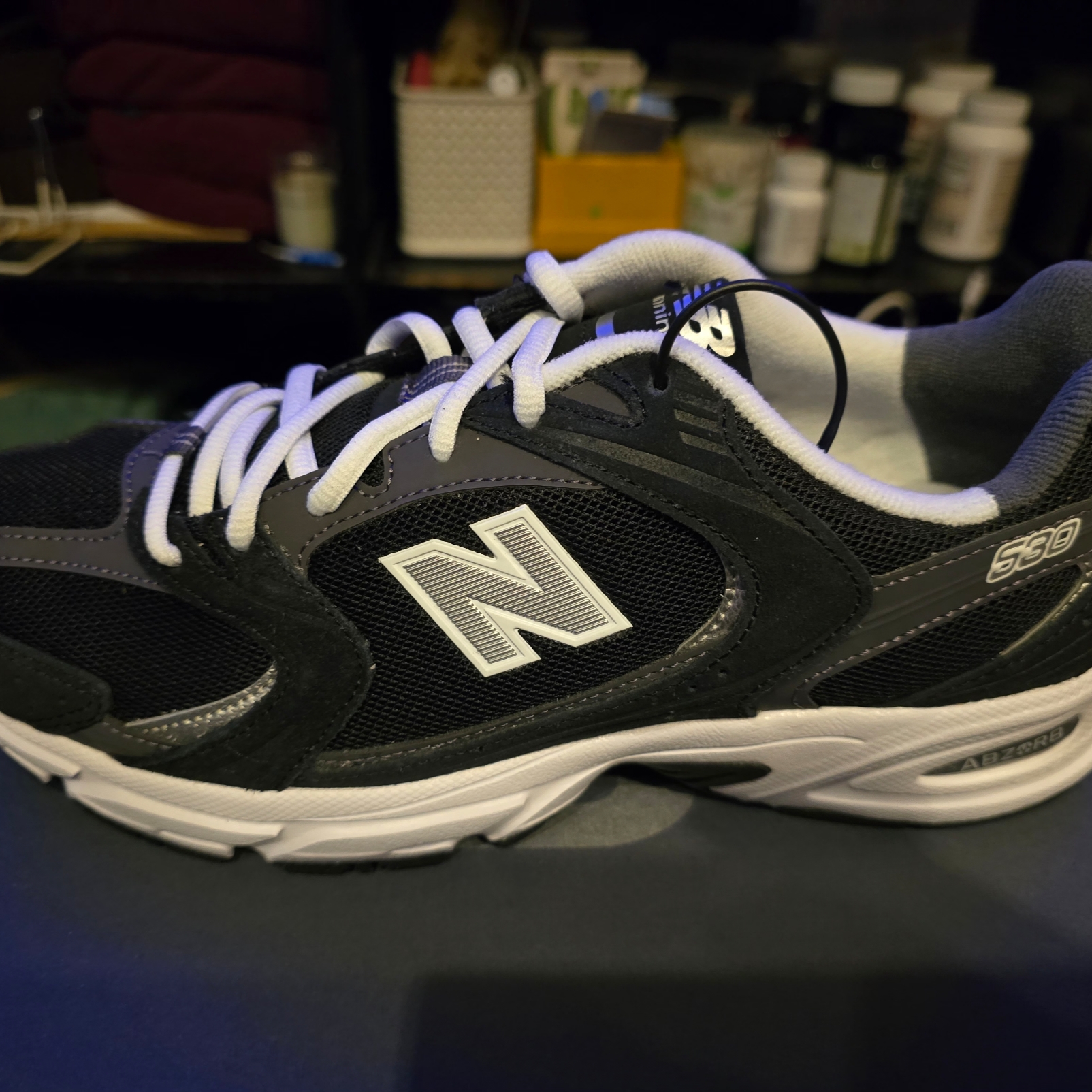 New Balance 530 Classic Black 착용 스타일