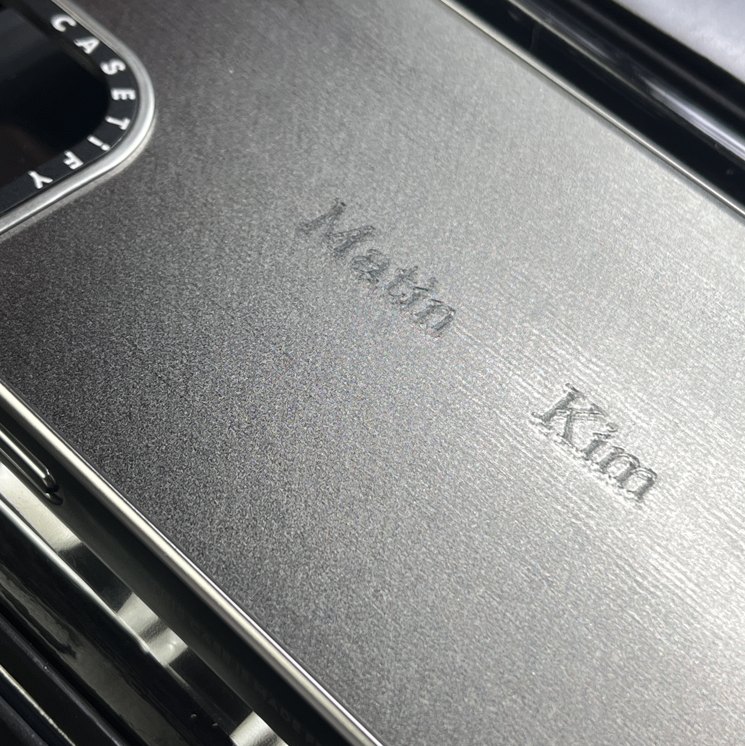 Casetify x Matin Kim iPhone Signature Magsafe Mirror Case Silver 착용 스타일