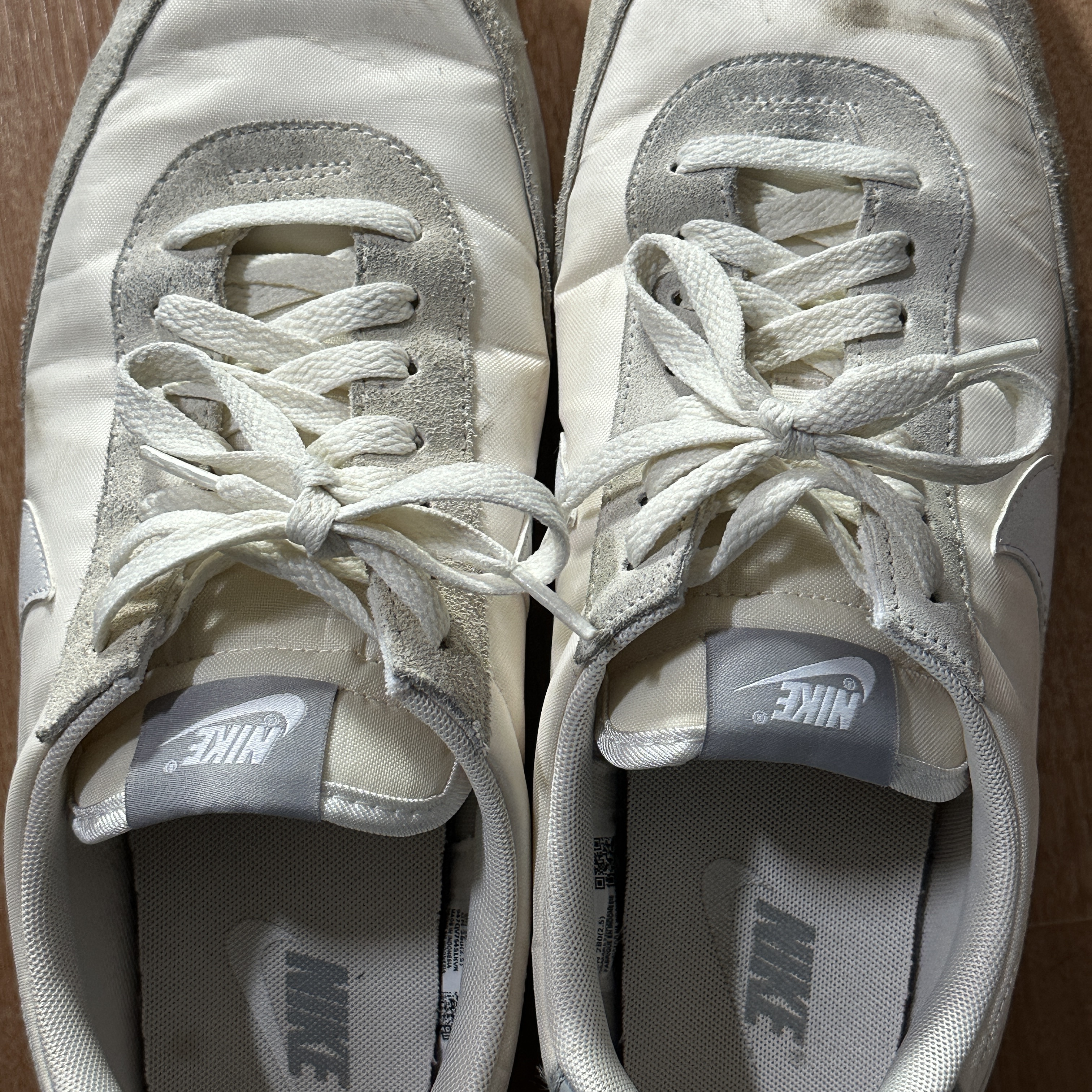 (W) Nike Daybreak Summit White 착용 스타일