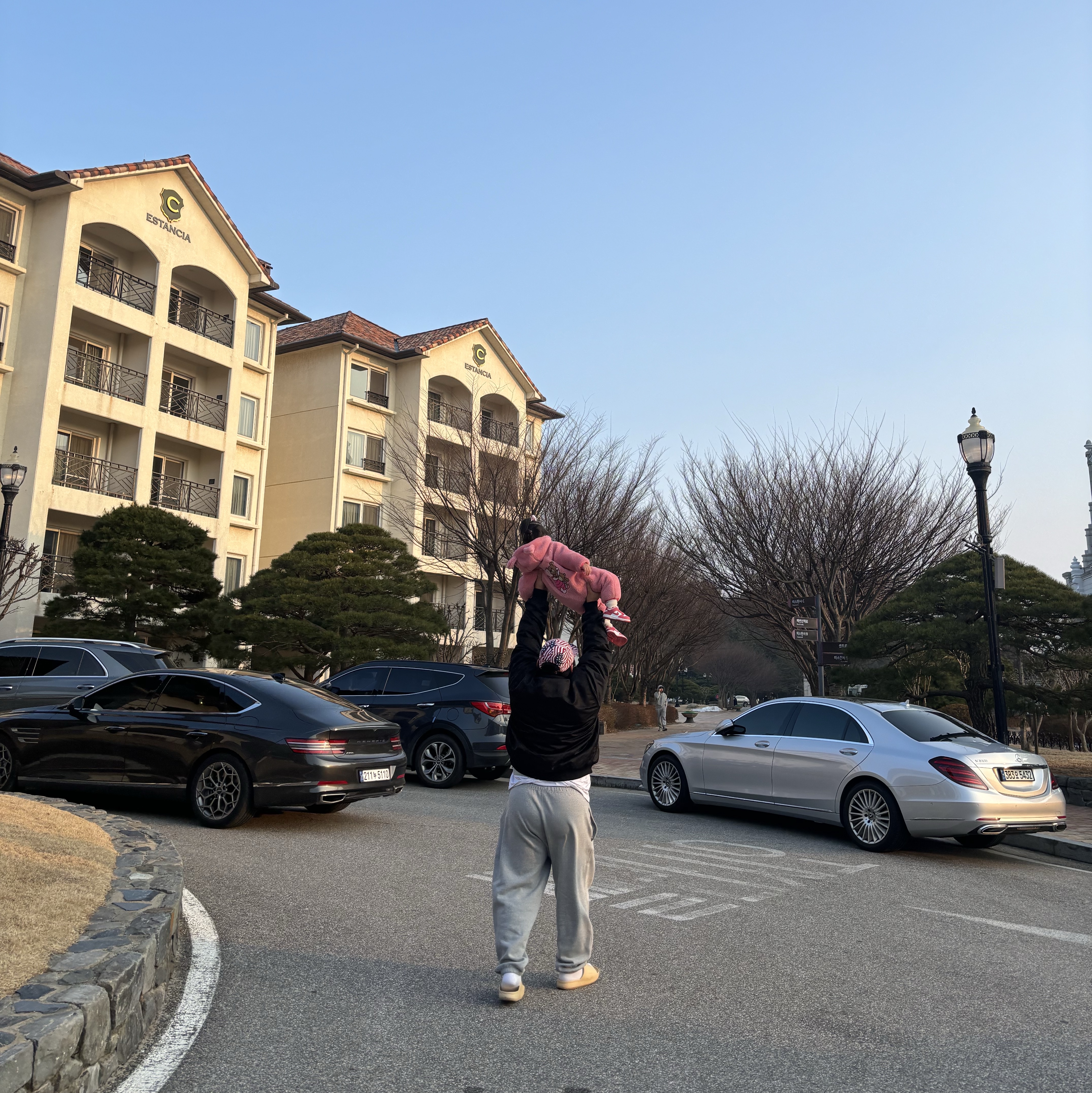 Supreme x The North Face 800-Fill Half Zip Hooded Pullover Grey - 22FW, Nike NRG Solo Swoosh Fleece Pants Black White - Asia 착용 스타일 - 7