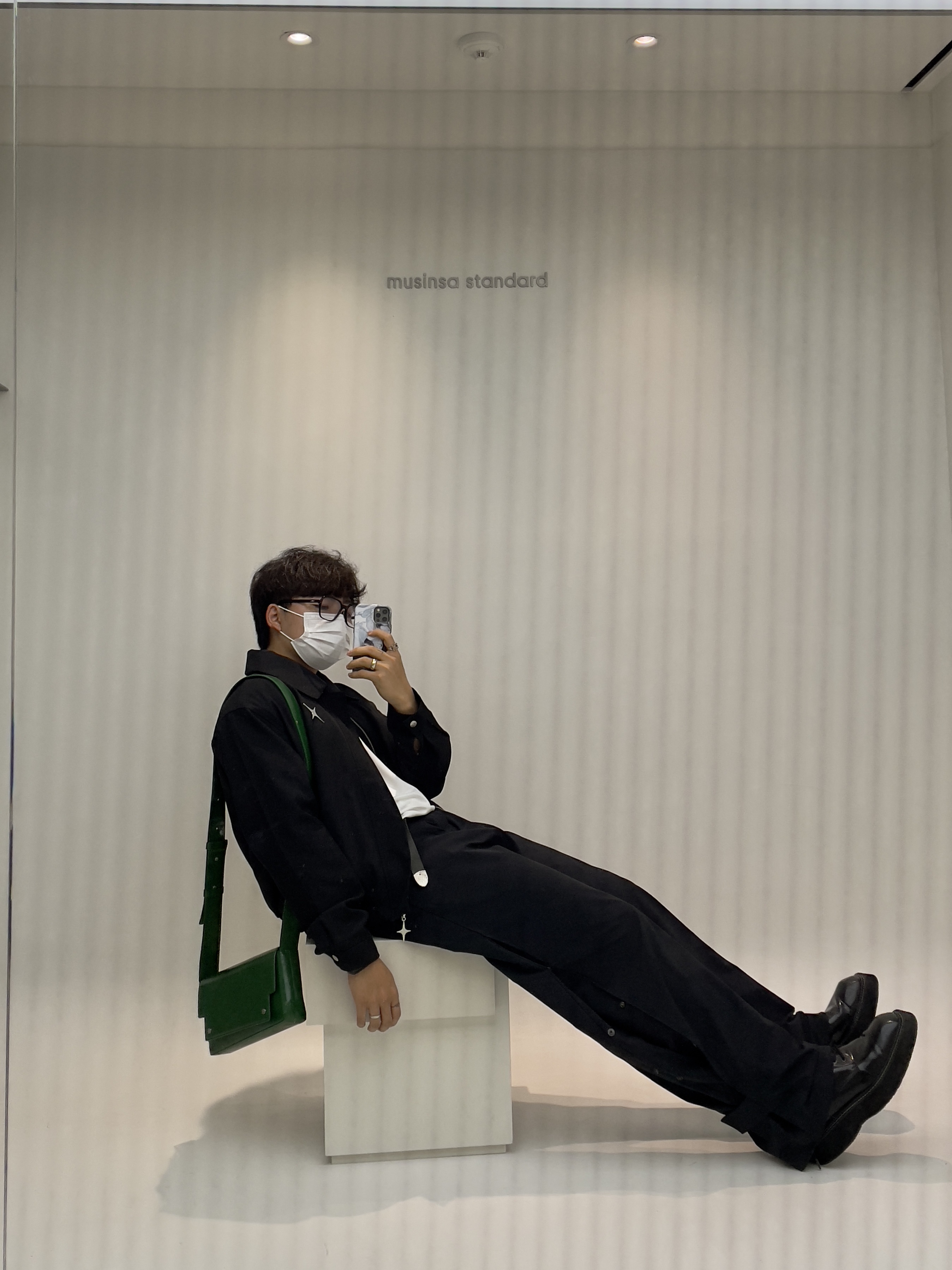 Nonnod Flexible Pants Black 착용 스타일 - 1