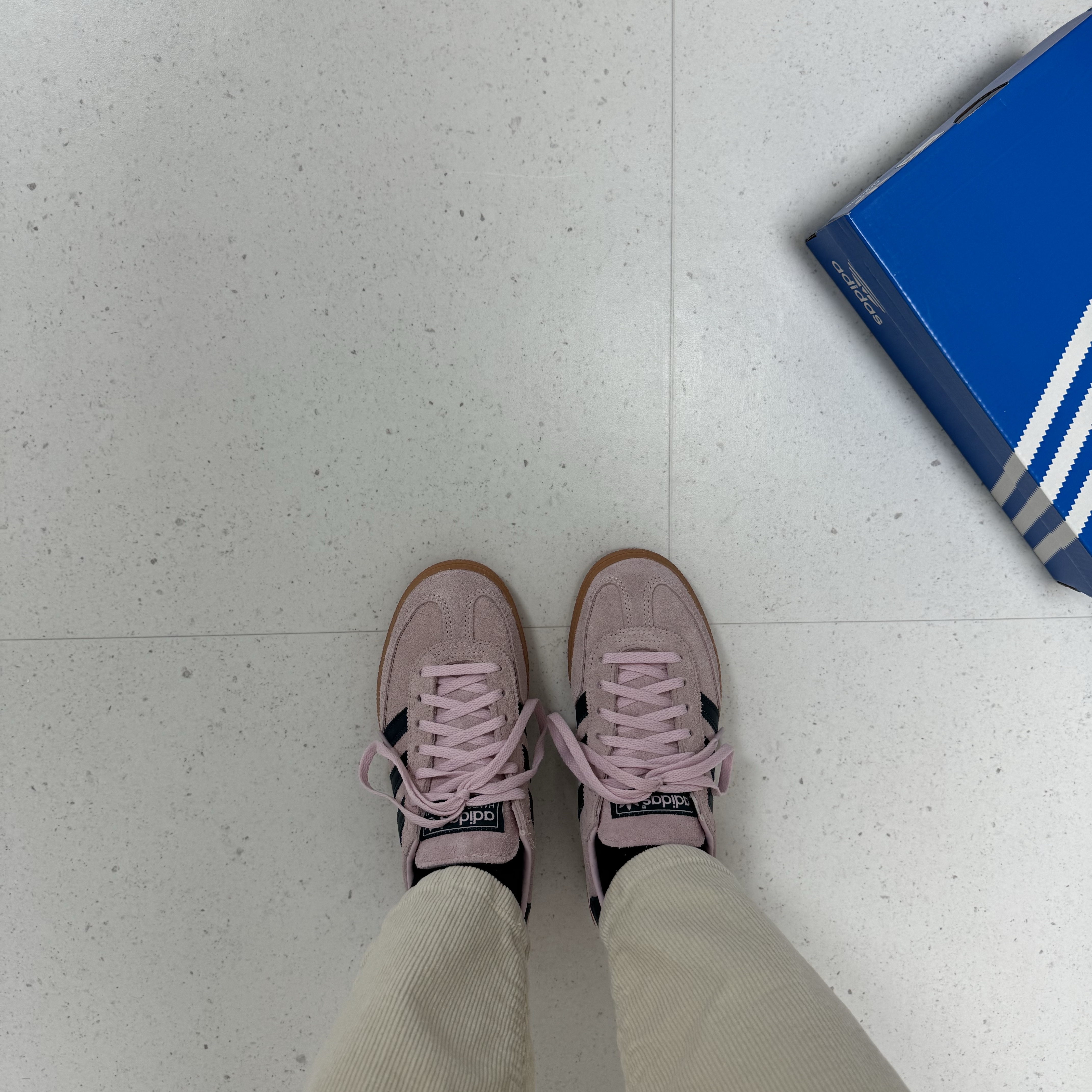 (W) Adidas Spezial Handball Clear Pink 착용 스타일