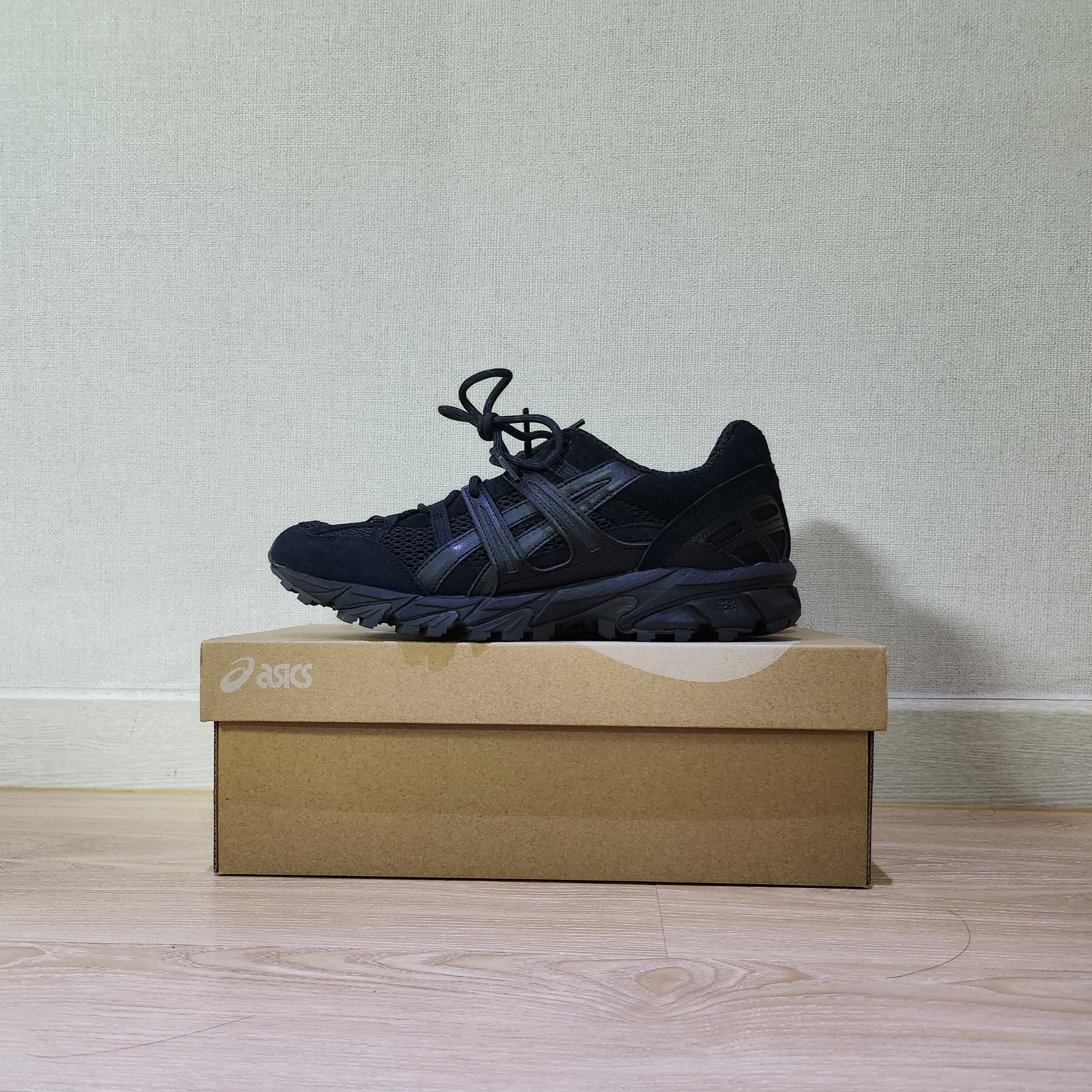 Asics Gel-Sonoma 15-50 Black 착용 스타일
