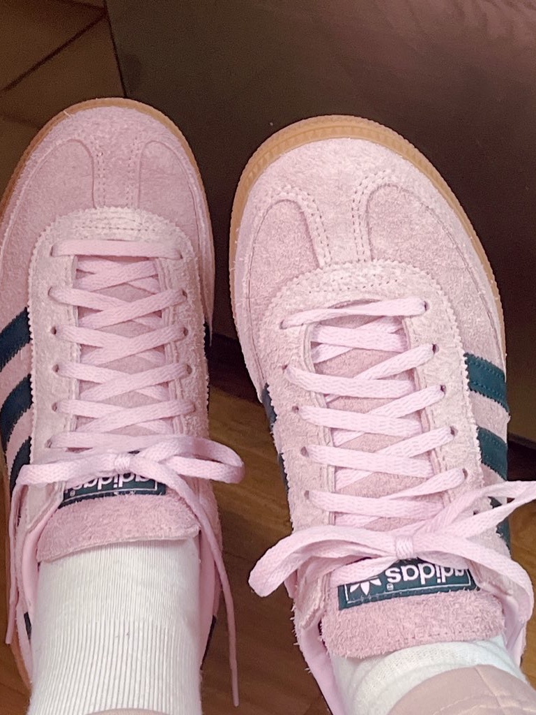 (W) Adidas Spezial Handball Clear Pink 착용 스타일 - 1
